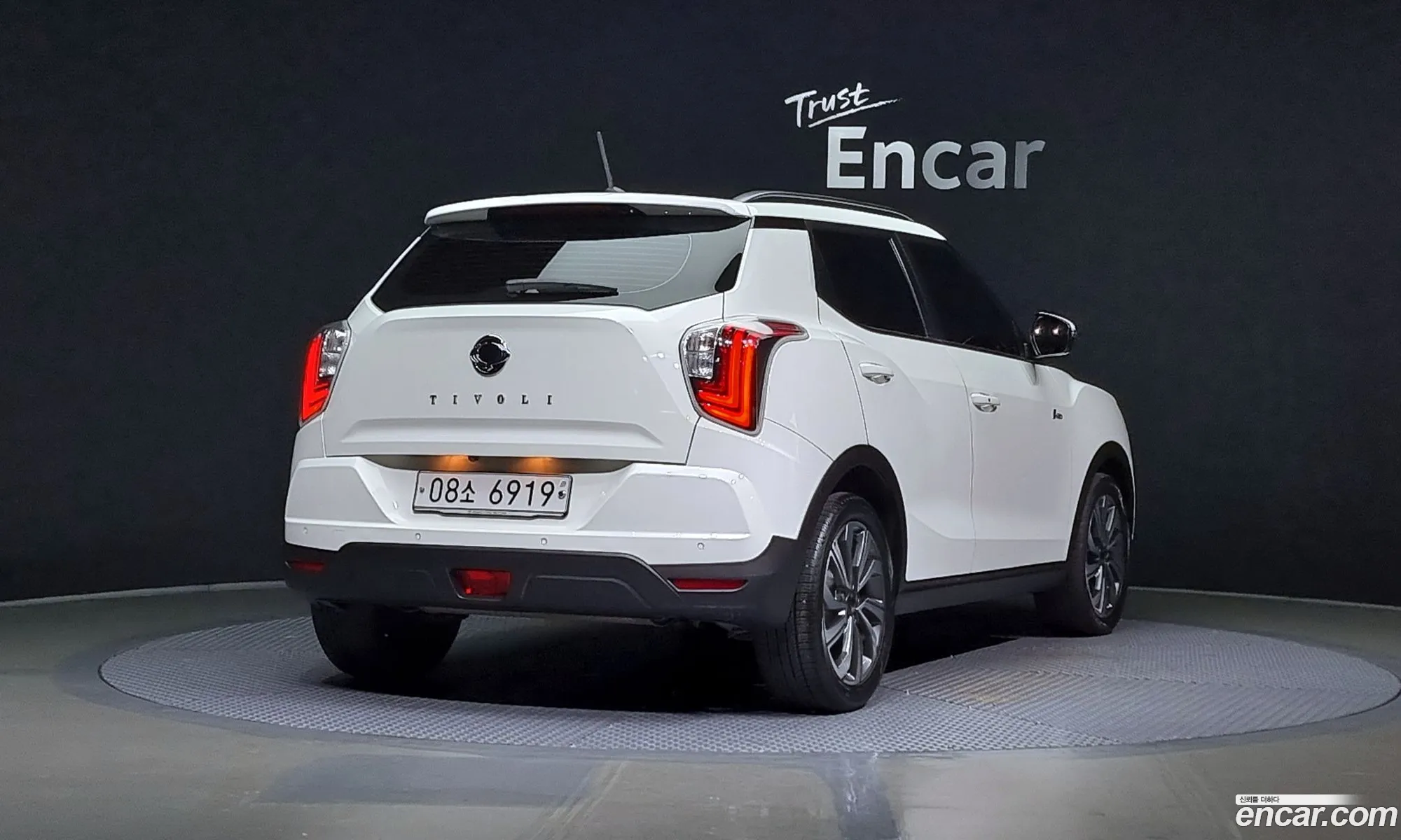 Kg Mobility Ssangyong Very New Tivoli Gasoline 15 2Wd V5 - фотография 7068141