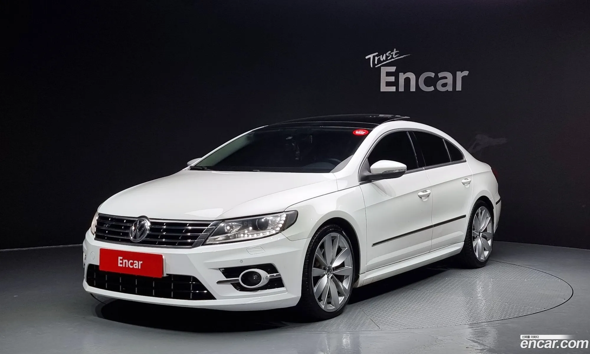 Volkswagen New Cc 20 Tdi Bluemotion R Line - фотография 12407991