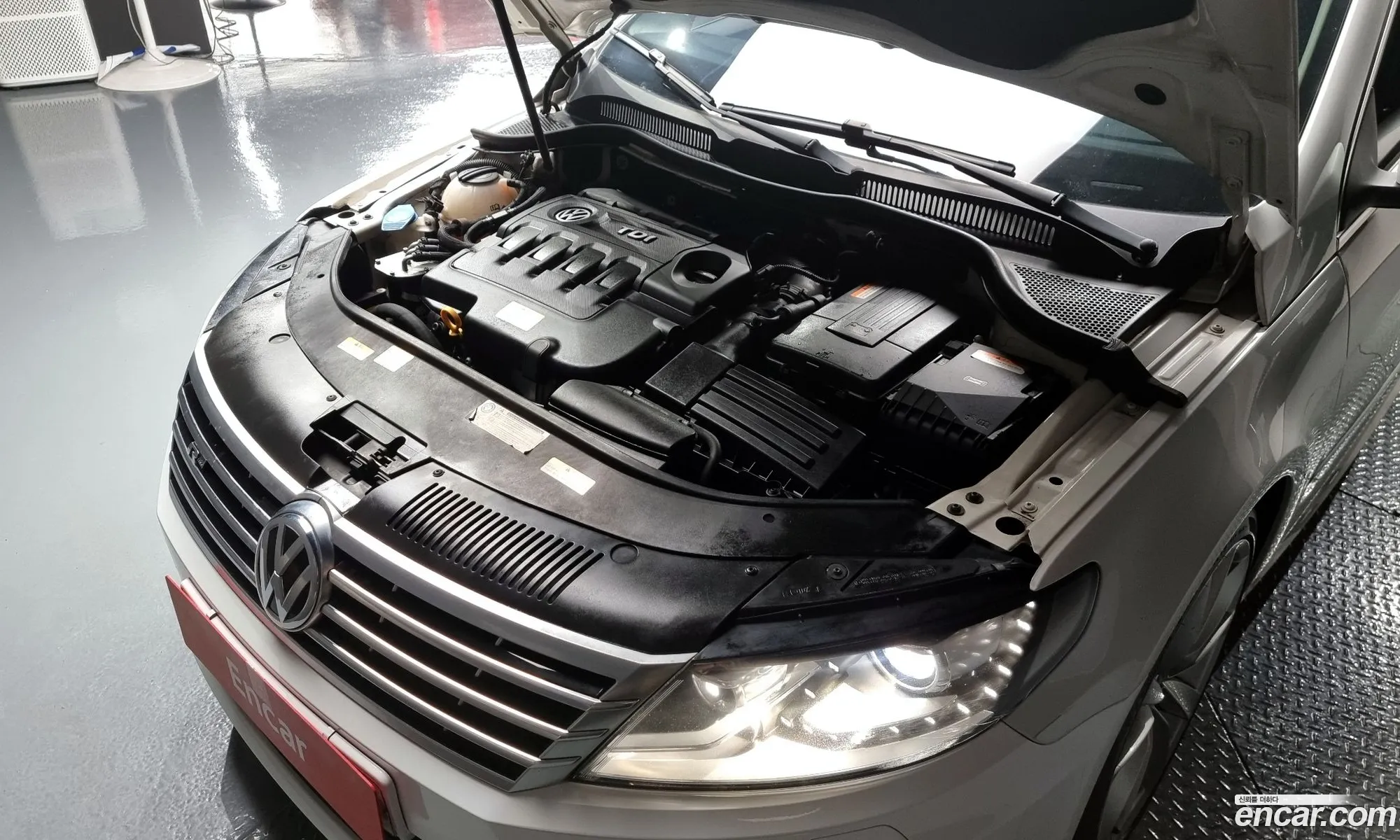 Volkswagen New Cc 20 Tdi Bluemotion R Line - фотография 12407996