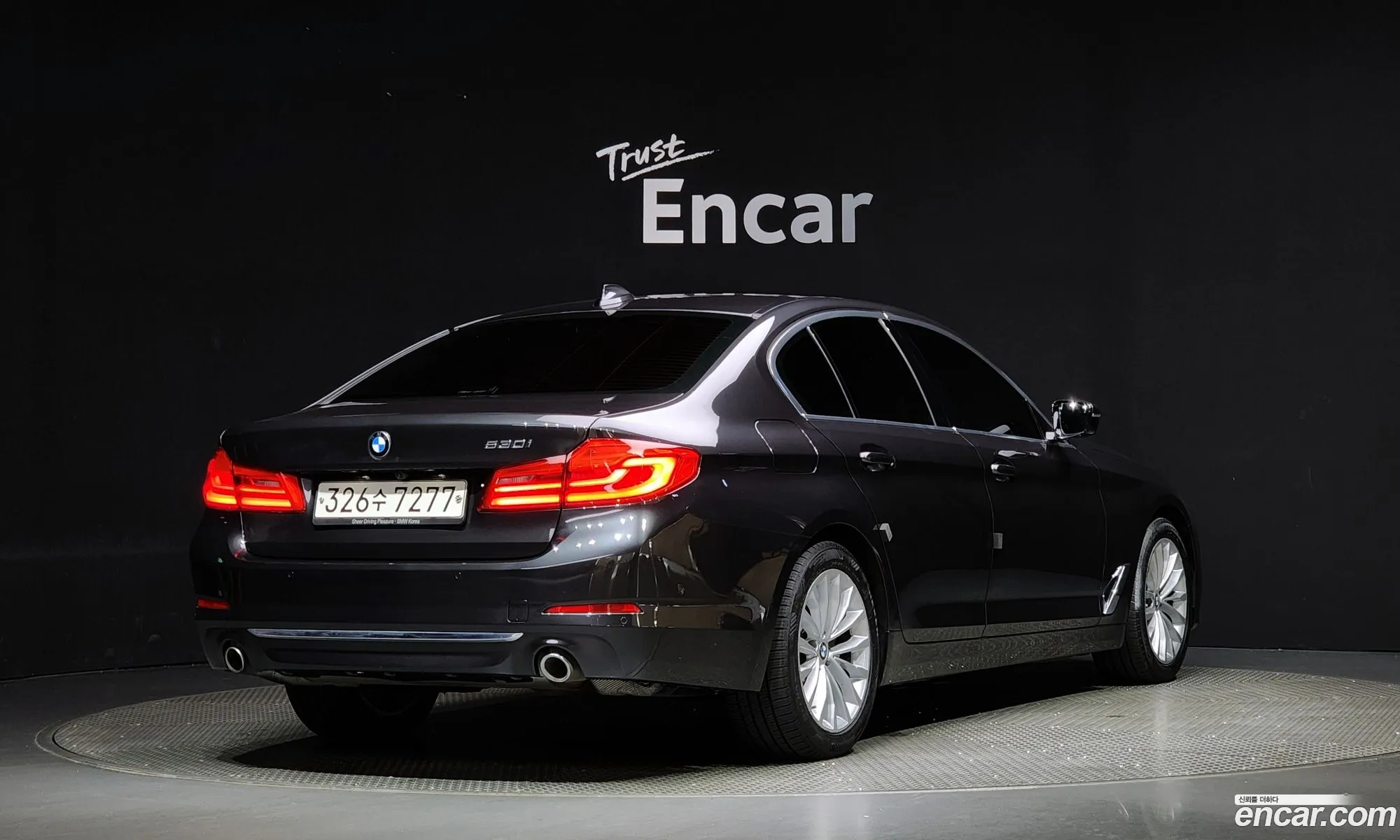 BMW 5 Series G30 530I Luxury Plus - фотография 1044966