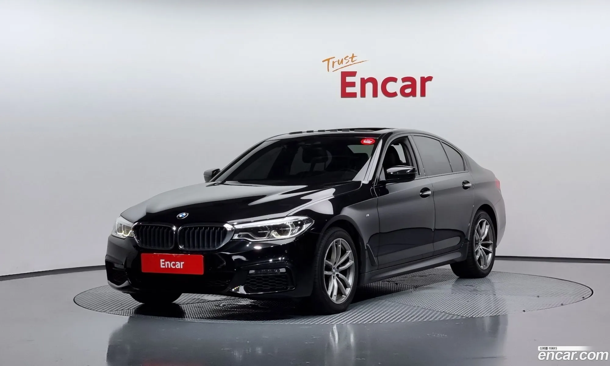 BMW 5 Series G30 520D xDrive M Sports - фотография 1254556