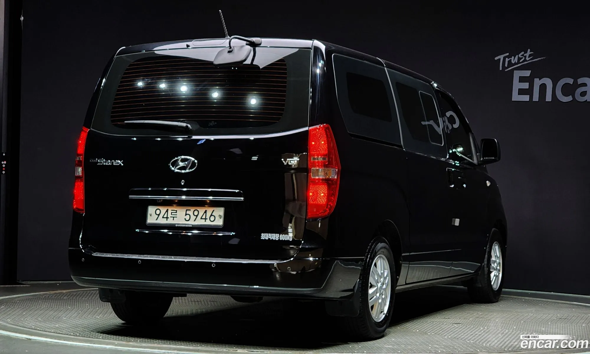 Hyundai The New Grand Starex Van 5-Seater Smart - фотография 13645278