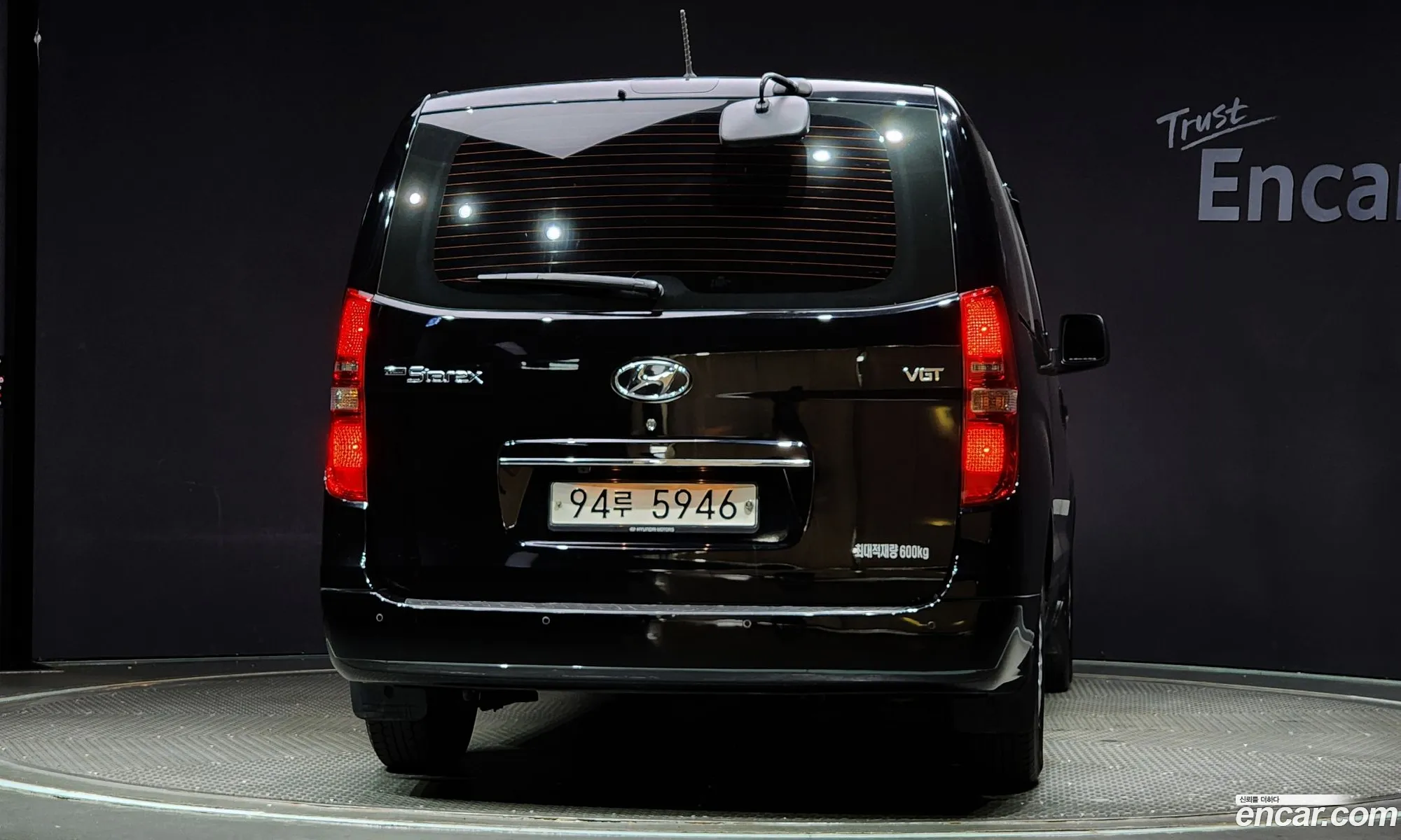 Hyundai The New Grand Starex Van 5-Seater Smart - фотография 13645280