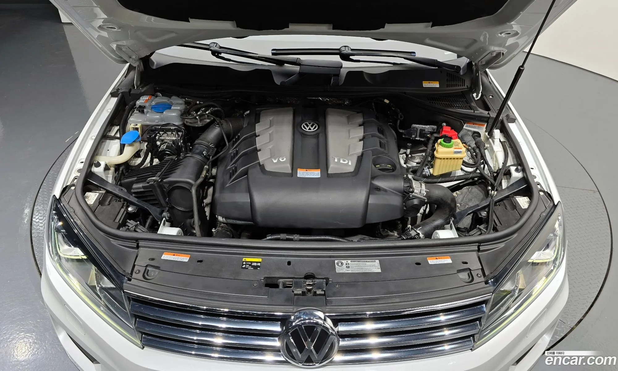 Volkswagen New Touareg V6 30 Tdi Bluemotion Exclusive 7P5 - фотография 12369571
