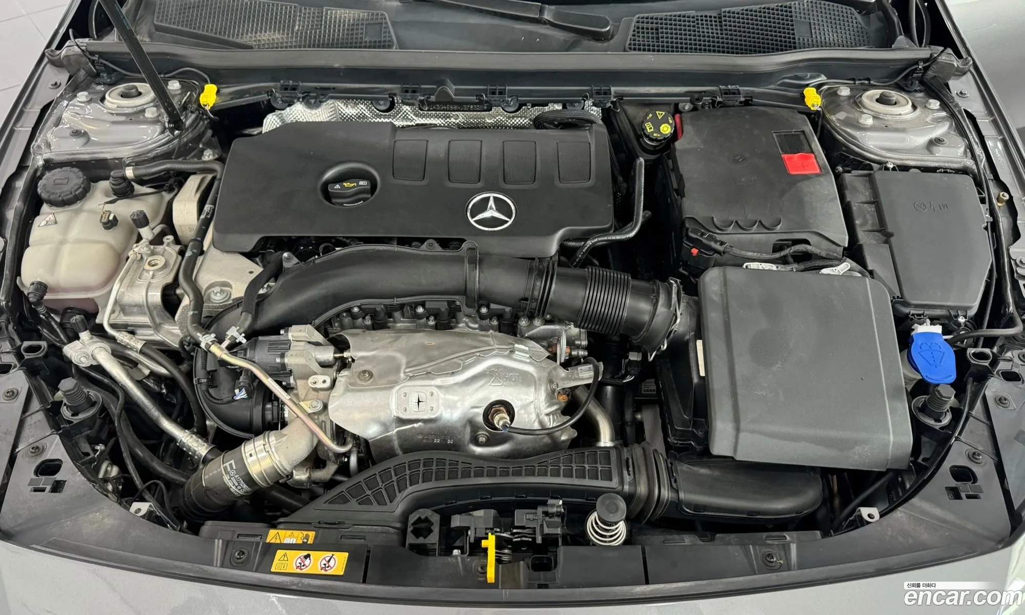 Mercedes A-Class W177 A220 Sedan - фотография 14269142
