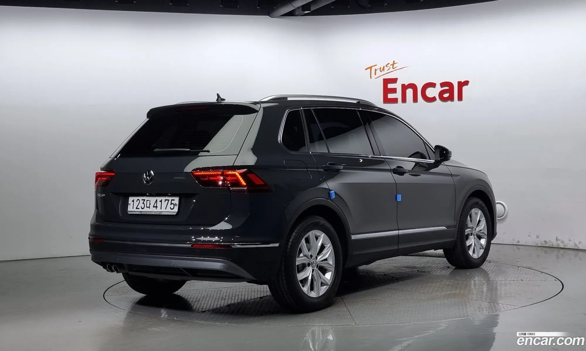 Volkswagen Tiguan 2Nd Generation 20 Tdi Premium - фотография 12433348