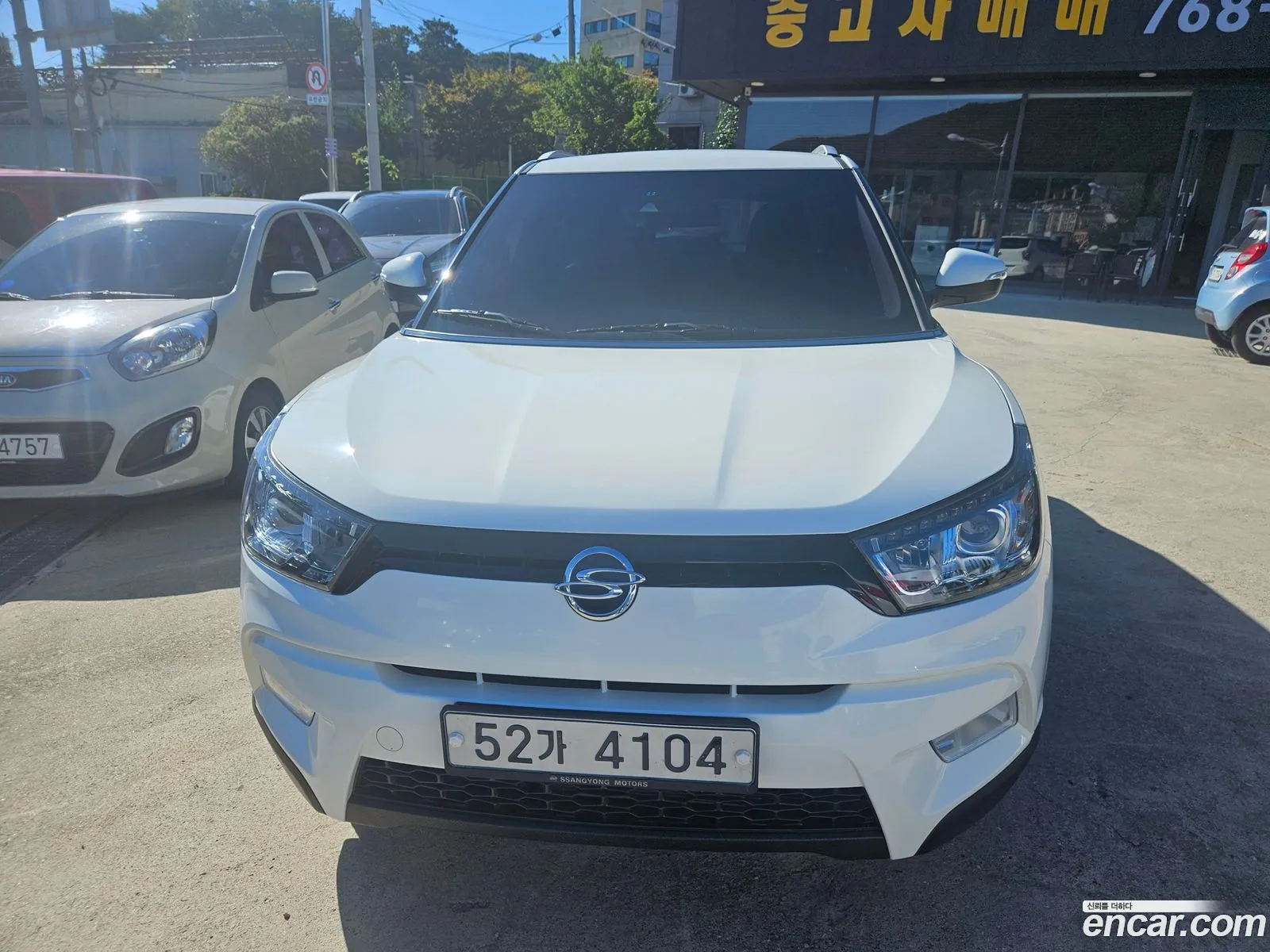 Kg Mobility Ssangyong Tivoli Lx 2Wd Top-Of-The-Line Model - фотография 6936353