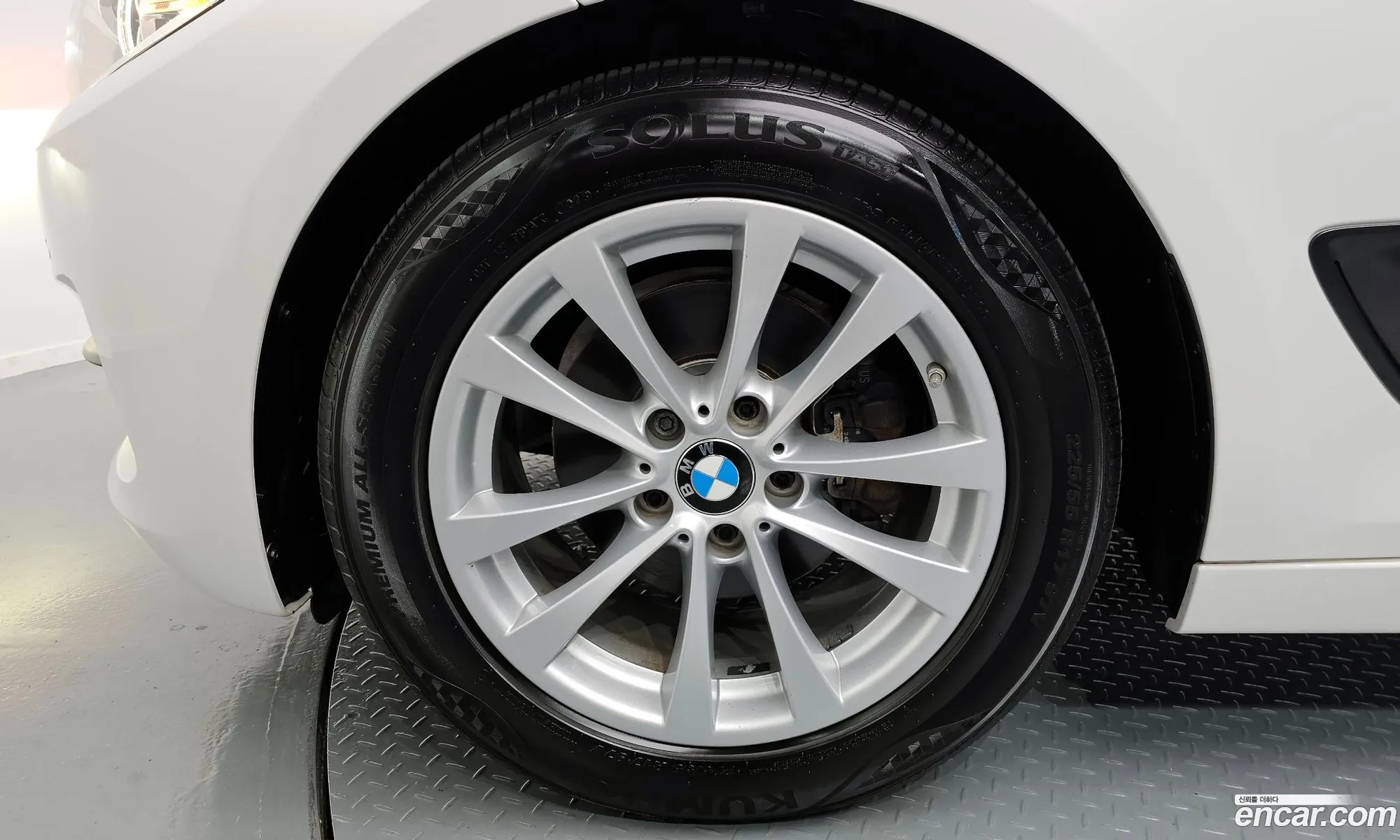 BMW 3 Series Gt F34 Gt 320D xDrive - фотография 13532611