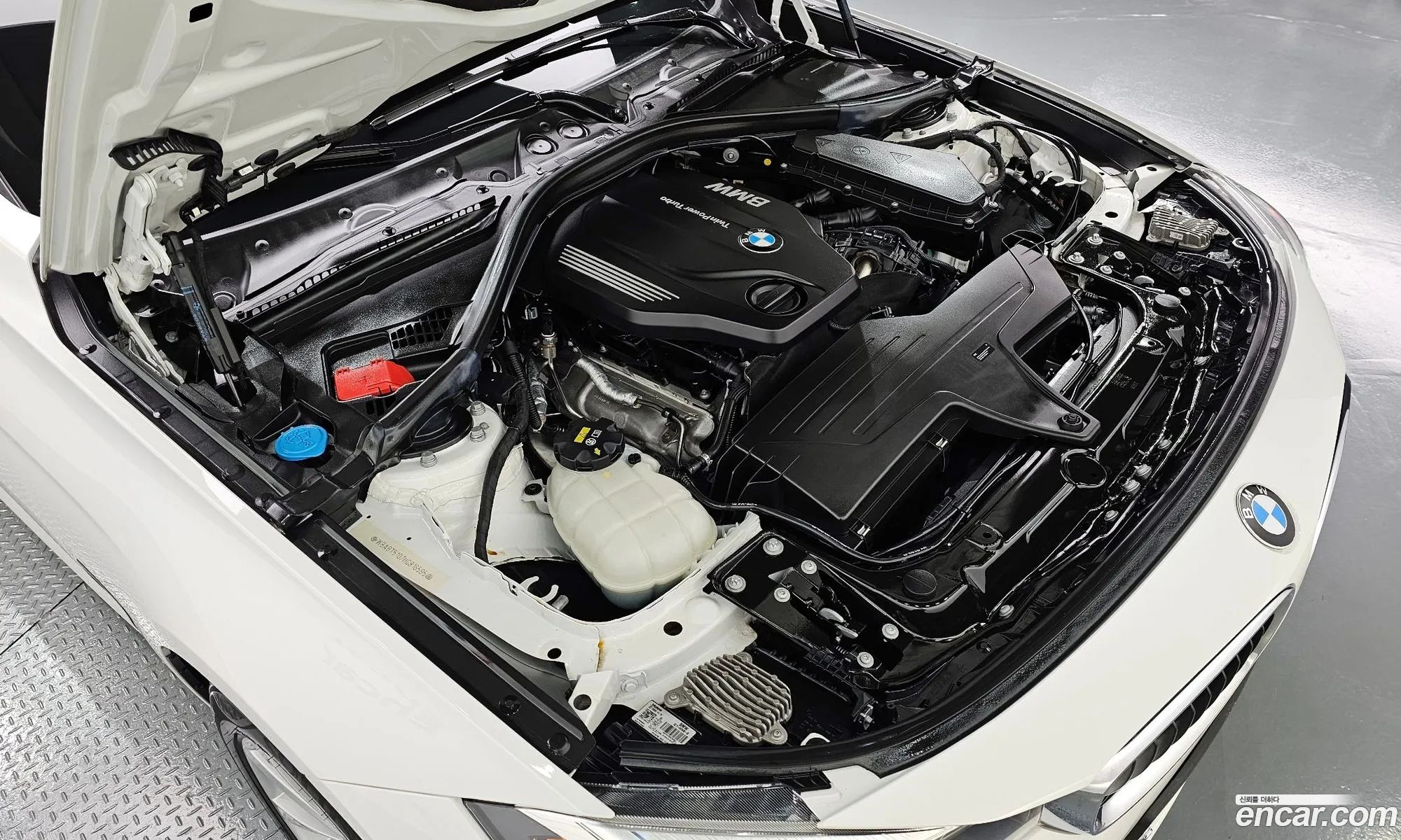 BMW 3 Series Gt F34 Gt 320D xDrive - фотография 13532612