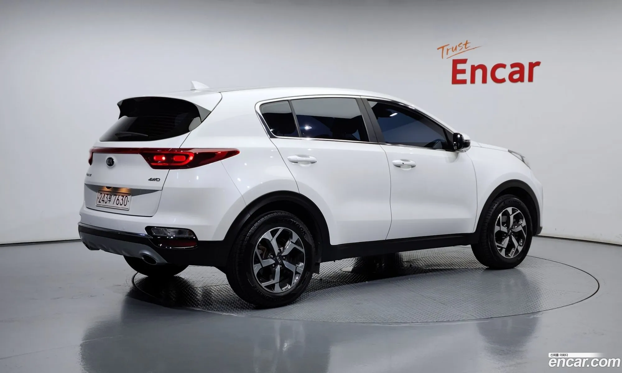 Kia Sportage The Bold Diesel 16 4Wd Trendy - фотография 13643468