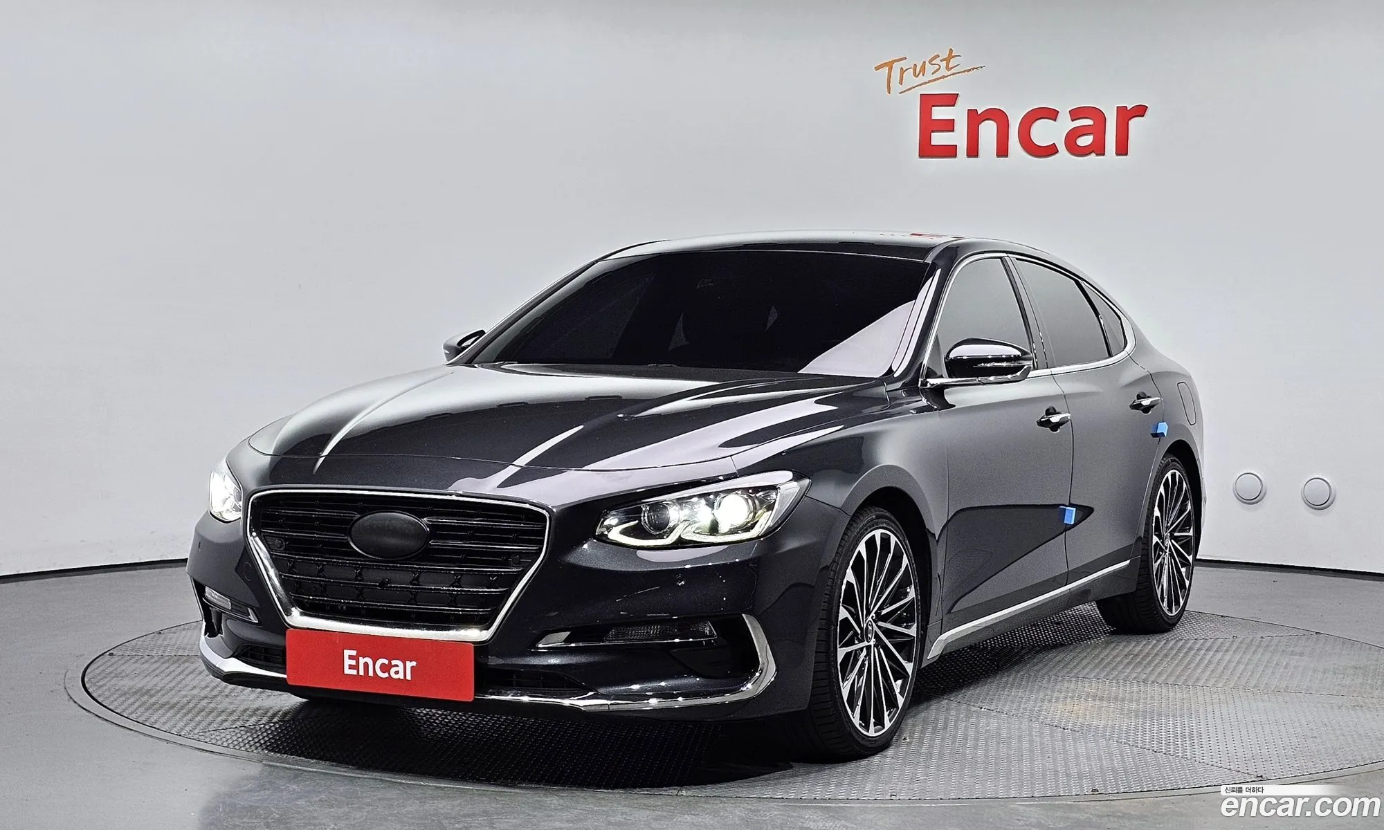 Hyundai Grandeur Ig 30 Lpi Modern Rental Car - фотография 13643418