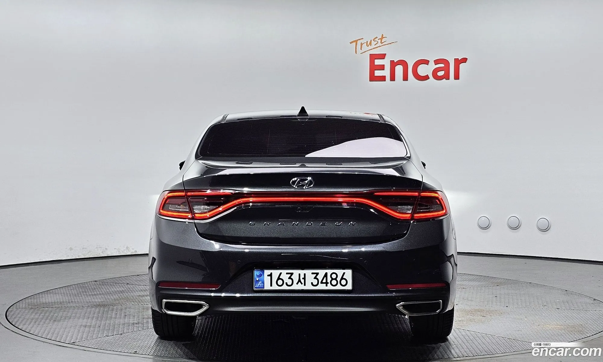 Hyundai Grandeur Ig 30 Lpi Modern Rental Car - фотография 13643421