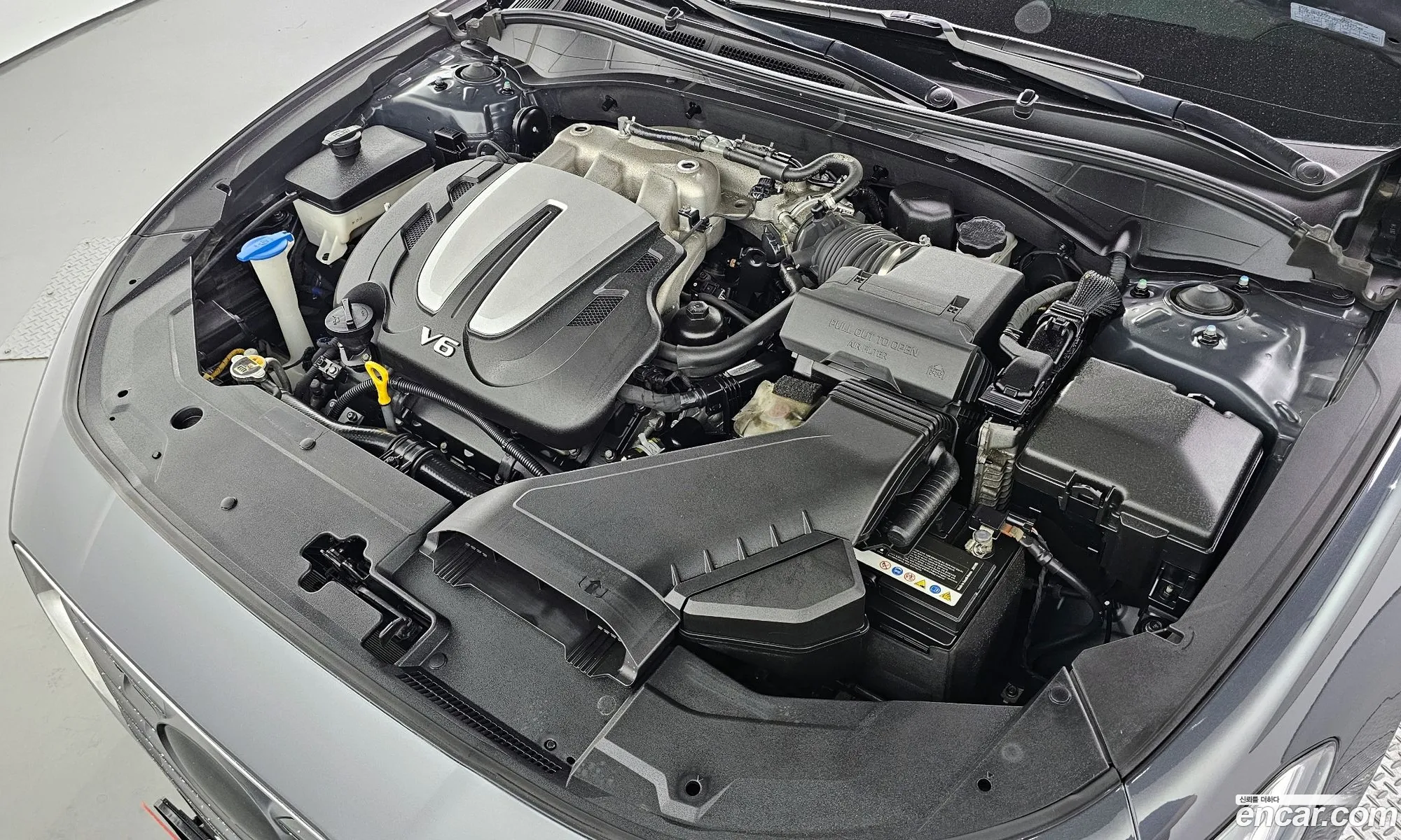 Hyundai Grandeur Ig 30 Lpi Modern Rental Car - фотография 13643423