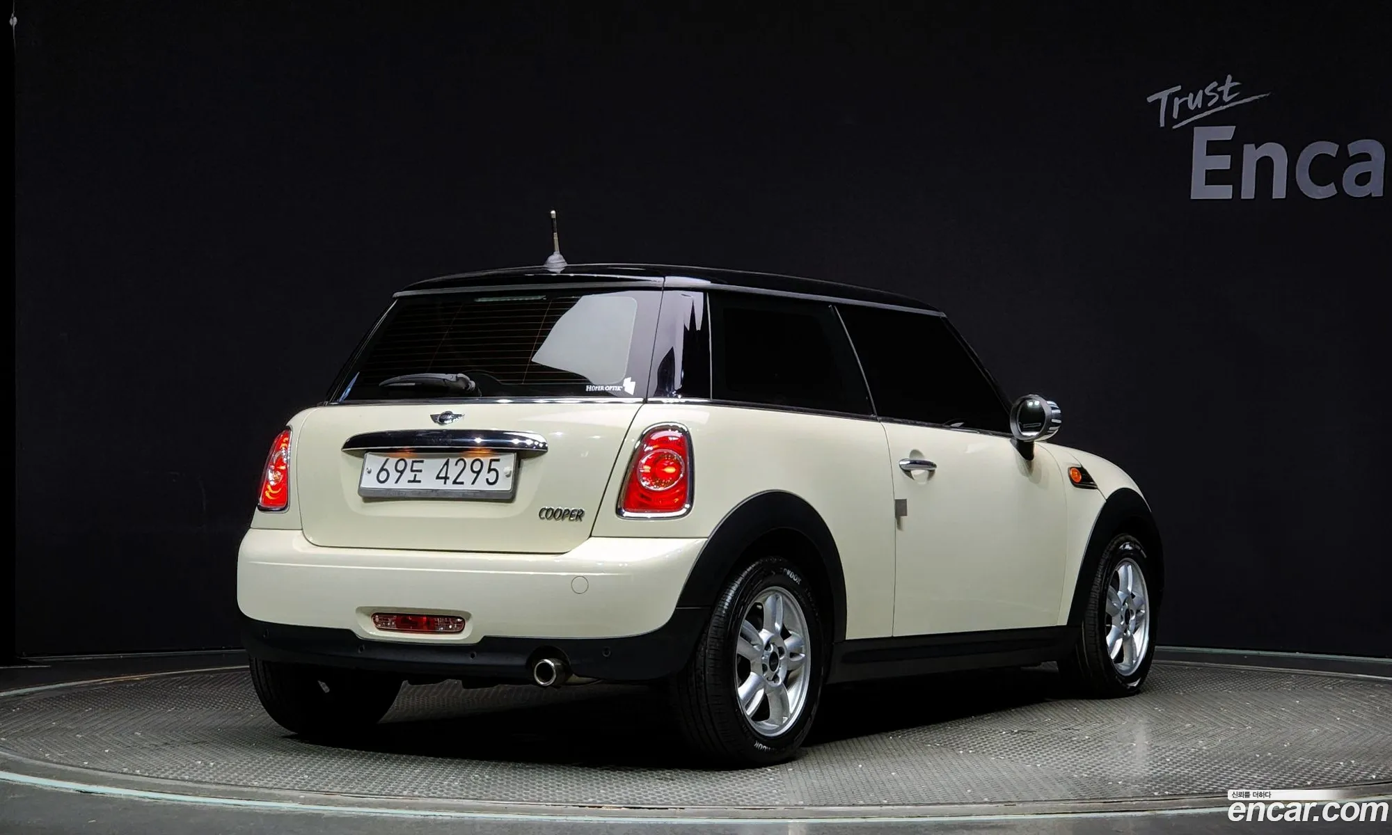 Mini Cooper Original - фотография 1021450