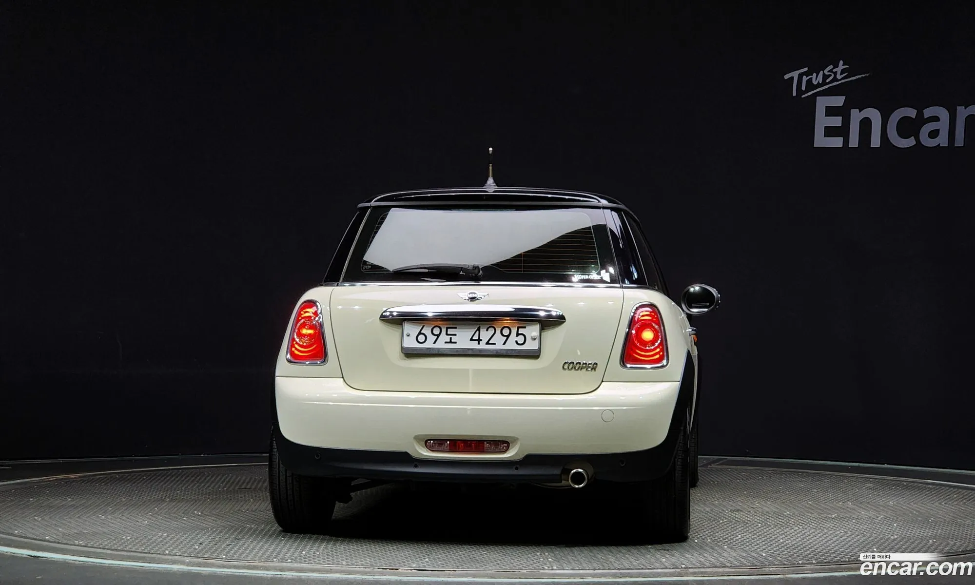 Mini Cooper Original - фотография 1021452