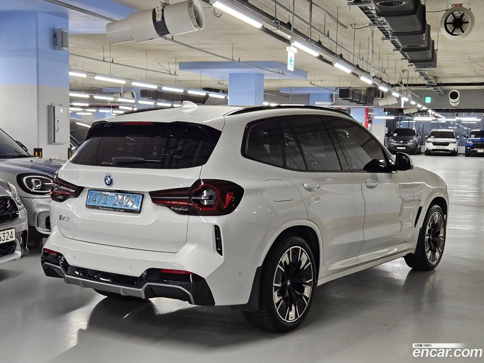 BMW Ix3 M Sport - фотография 1151127