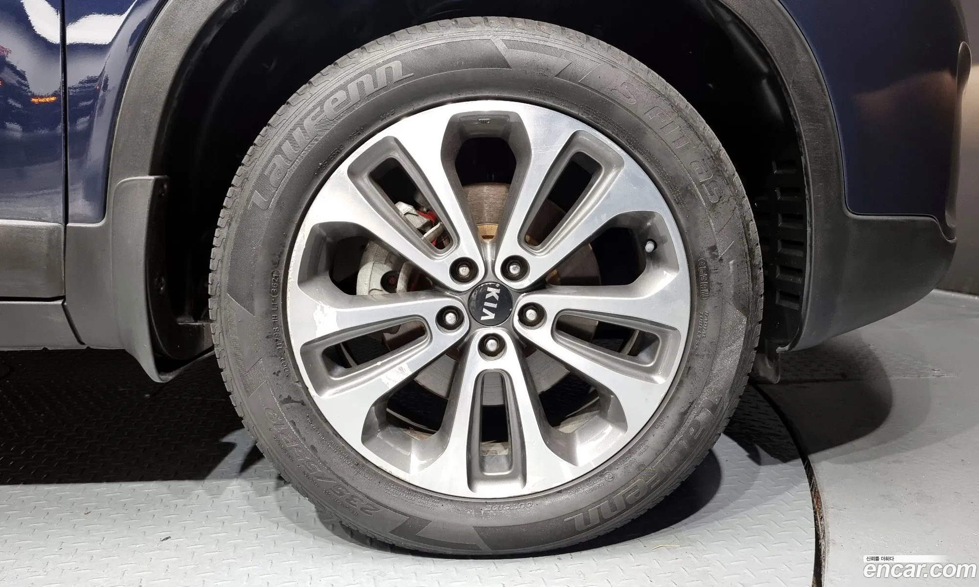 Kia New Sorento R Diesel 20 2Wd Tlx Special - фотография 14283748