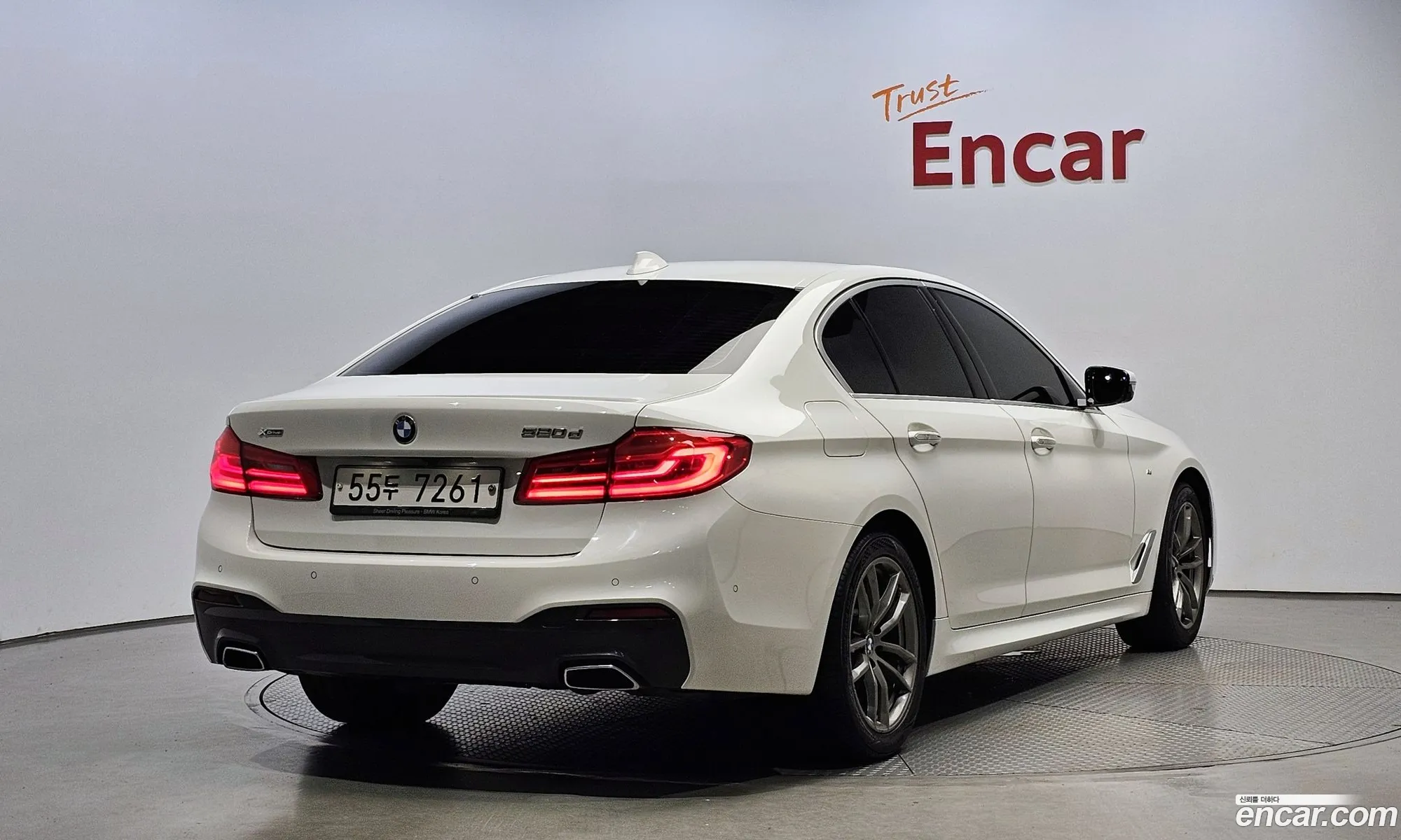 BMW 5 Series G30 520D xDrive M Sport Plus - фотография 1151103