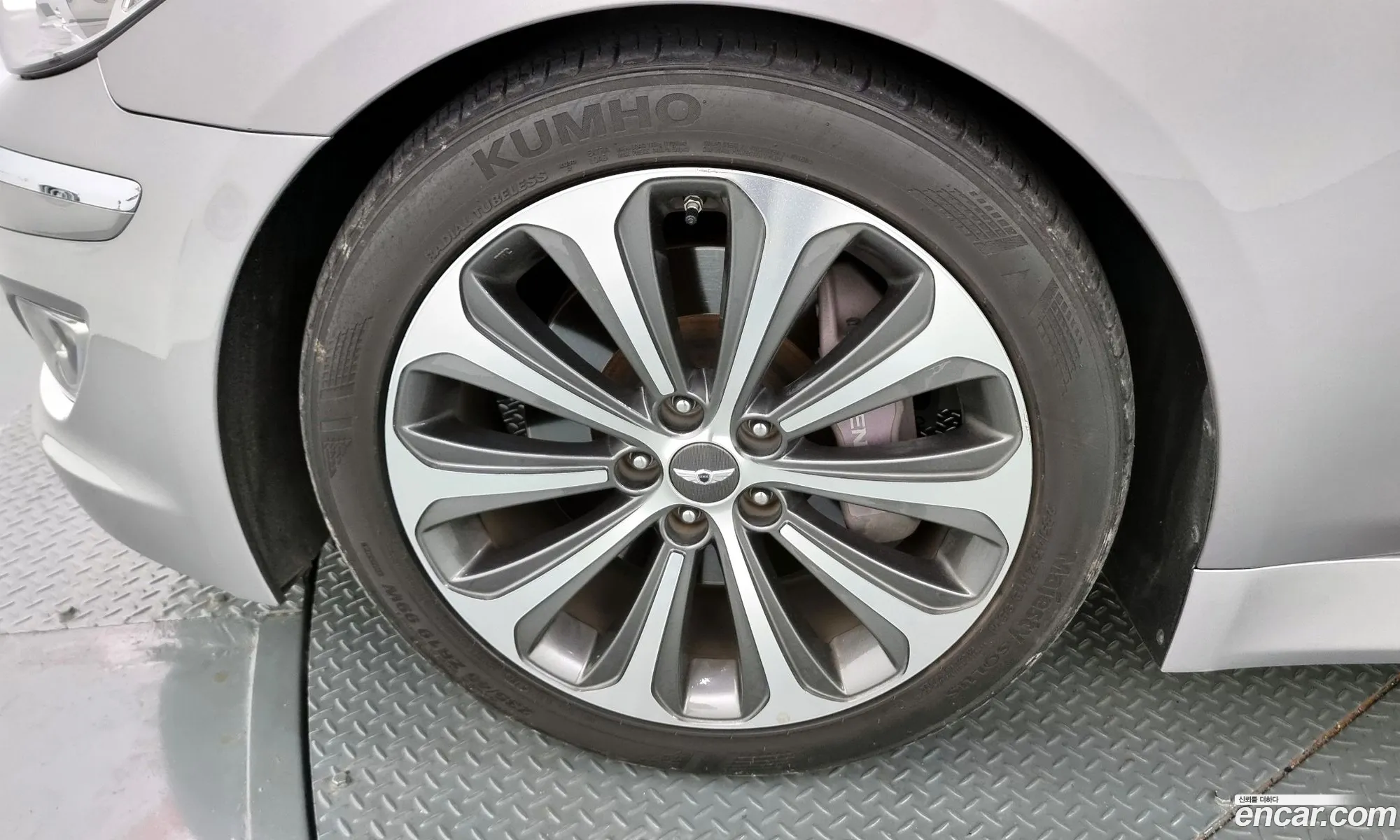 Hyundai Genesis Bh330 Premium Dynamic - фотография 14353772