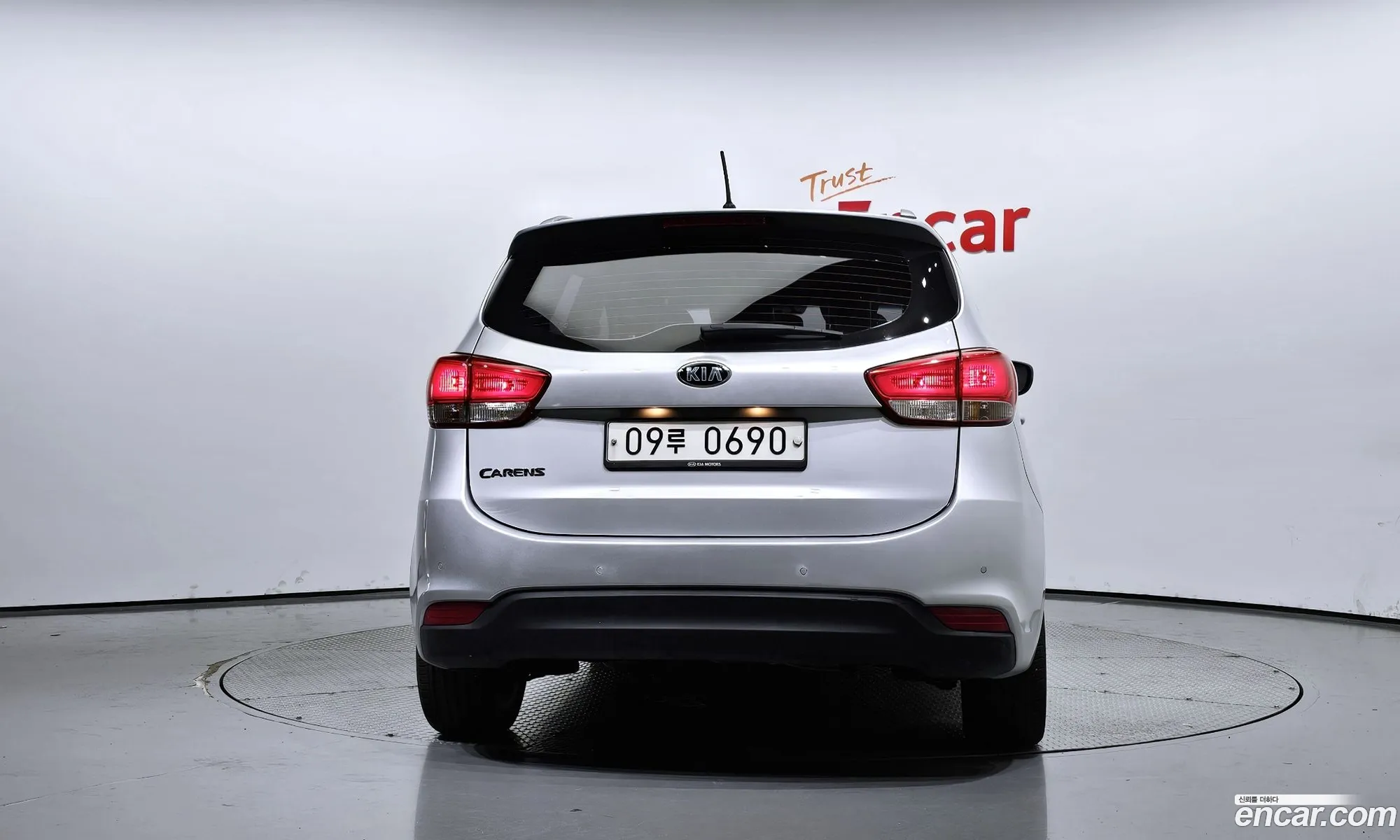 Kia All New Carens 20 Lpi Prestige - фотография 13678350