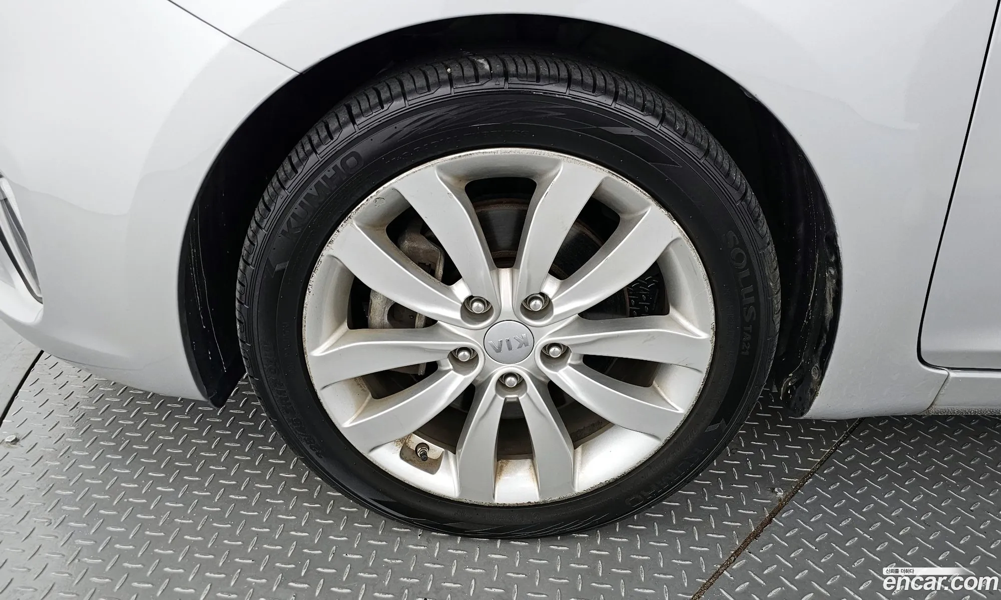 Kia All New Carens 20 Lpi Prestige - фотография 13678351