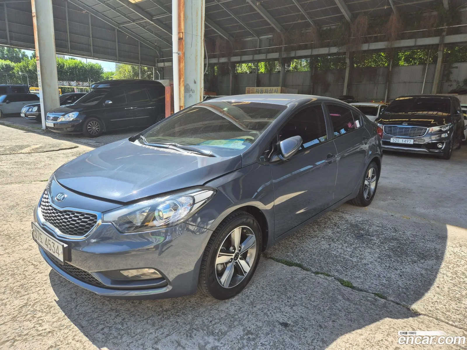 Kia K3 Deluxe - фотография 13678338