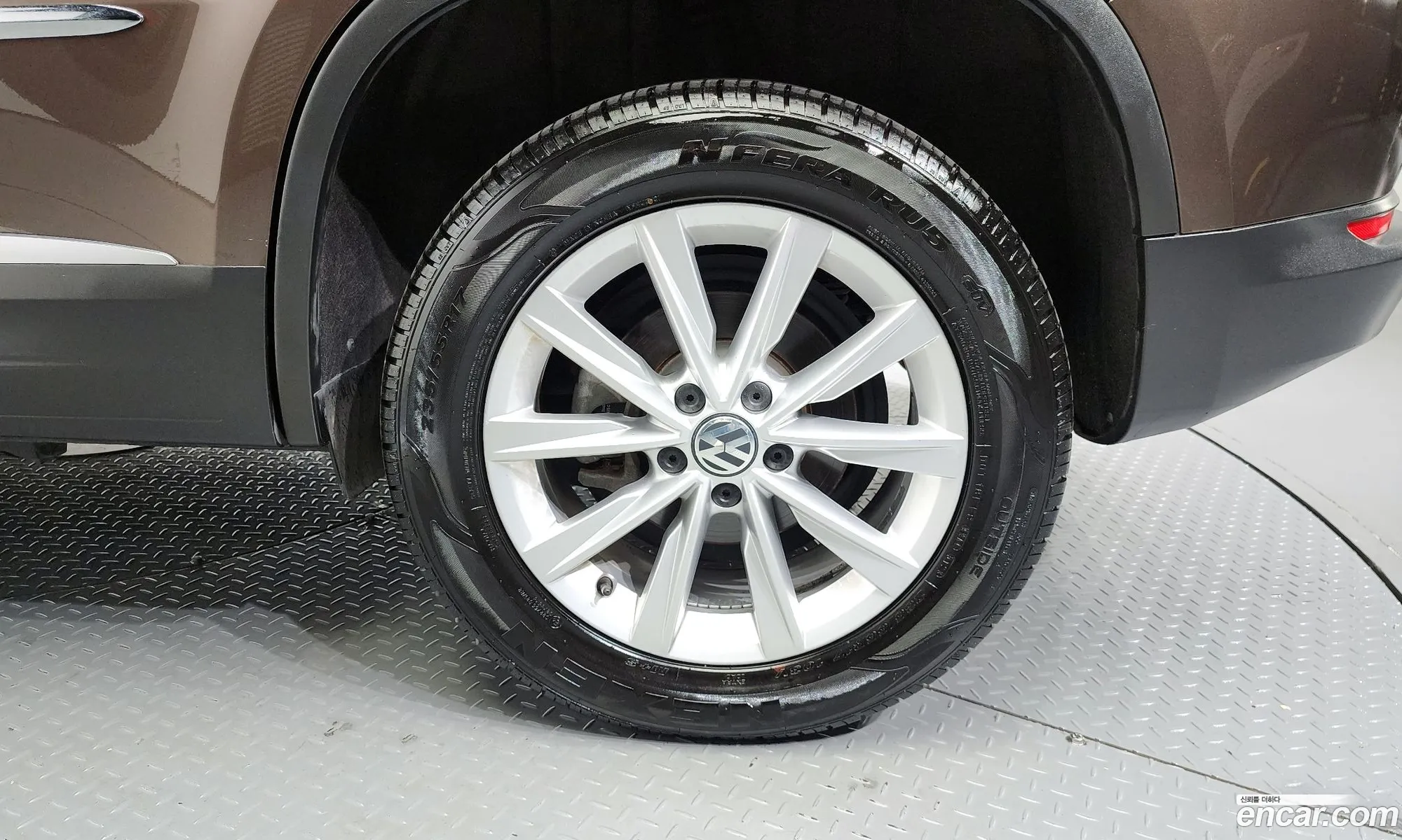 Volkswagen New Tiguan 20 Tdi Comfort 5N - фотография 12433327