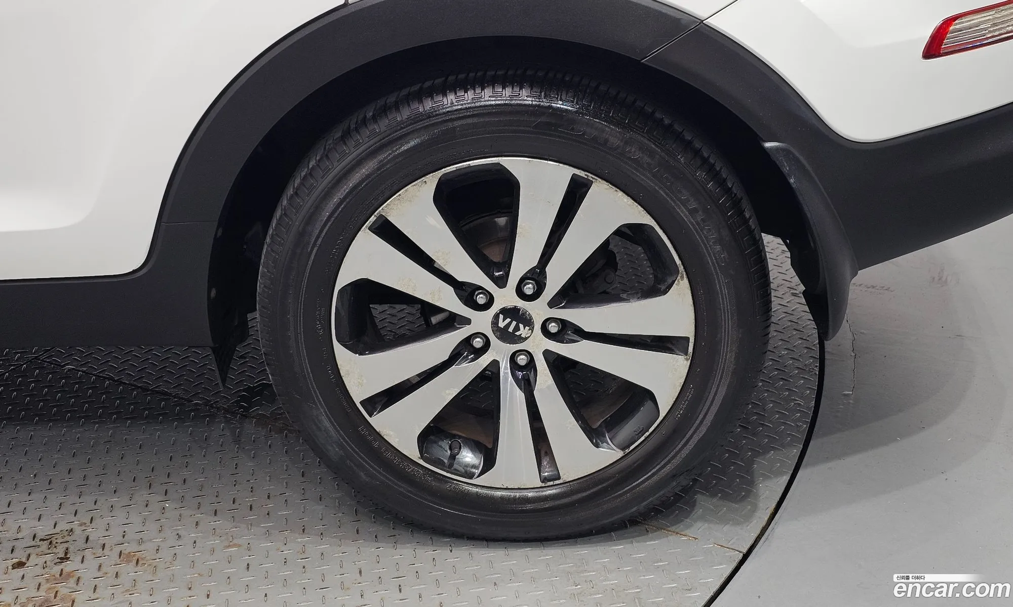 Kia Sportage R Diesel 2Wd Tlx Top-Of-The-Line Model - фотография 13752167
