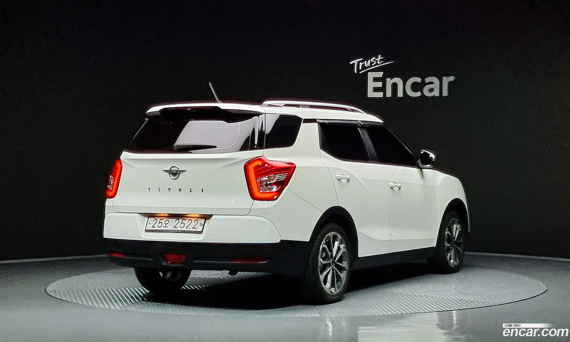Kg Mobility Ssangyong Tivoli Air Diesel Ix 2Wd - фотография 7066184