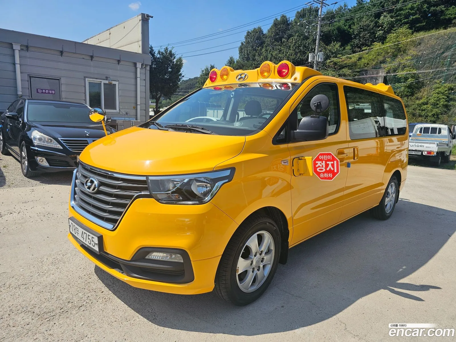 Hyundai The New Grand Starex Child Protection Car - фотография 13802908
