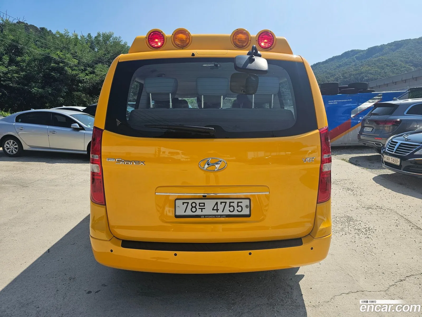 Hyundai The New Grand Starex Child Protection Car - фотография 13802911