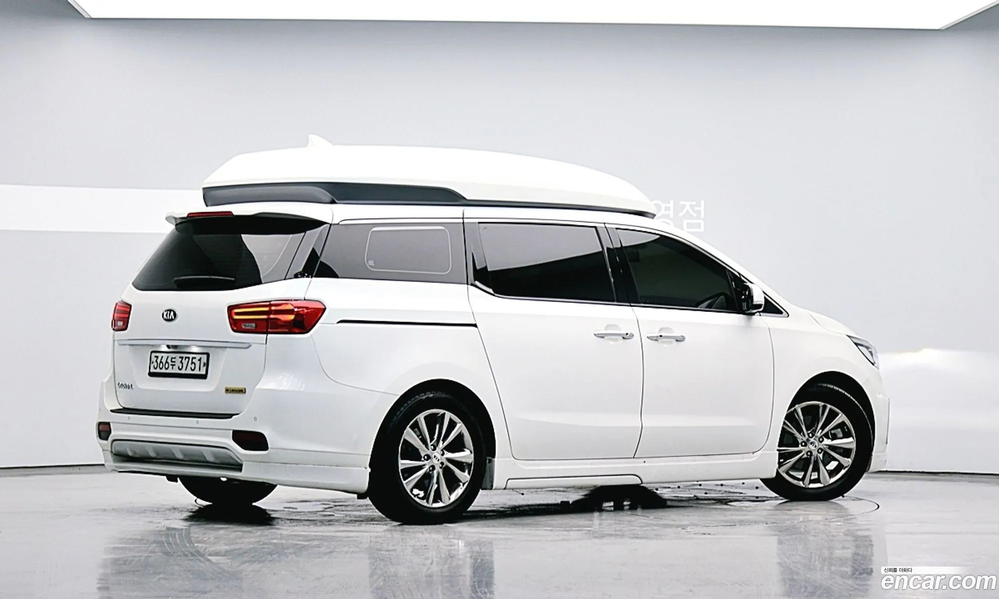 Kia The New Carnival Gasoline 7-Seater High Limousine President - фотография 13802886