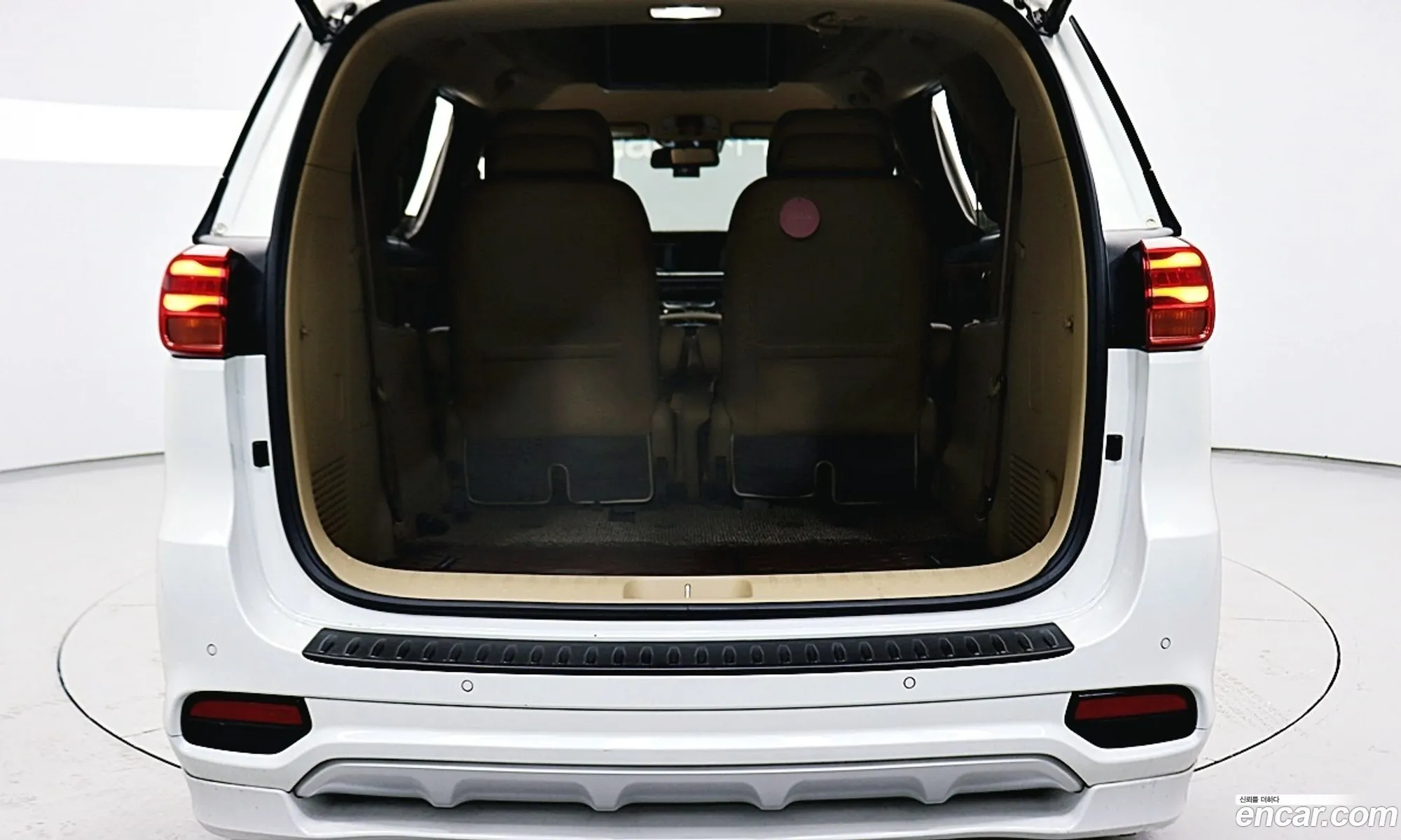 Kia The New Carnival Gasoline 7-Seater High Limousine President - фотография 13802887
