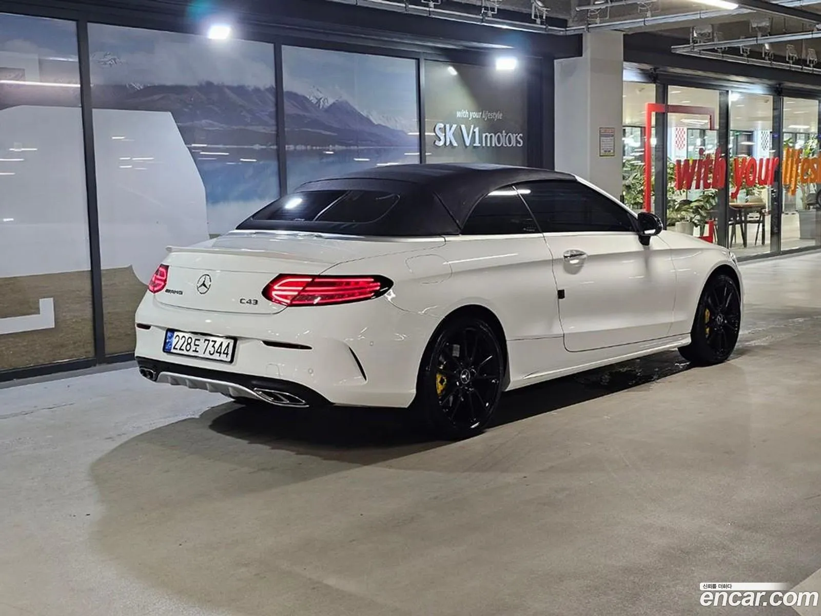 Mercedes C-Class W205 C43 Amg 4Matic Cabriolet - фотография 13802861