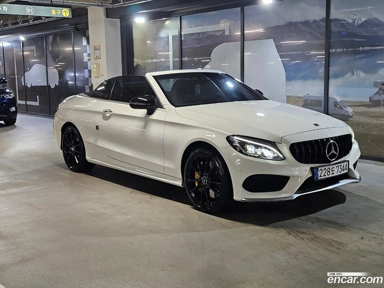 Mercedes C-Class W205 C43 Amg 4Matic Cabriolet - фотография 13802863