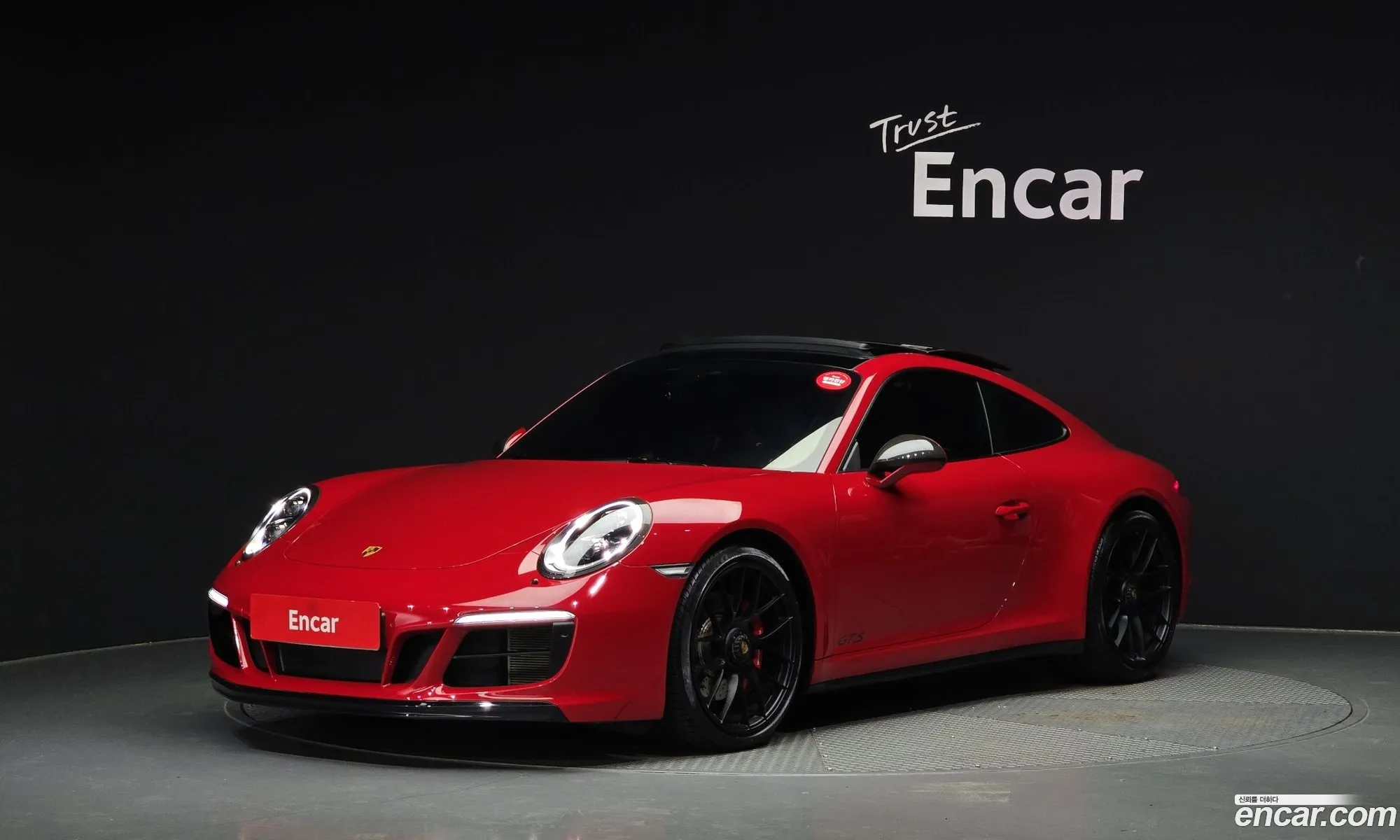 Porsche 911 Carrera 4 Gts 991 - фотография 8040344