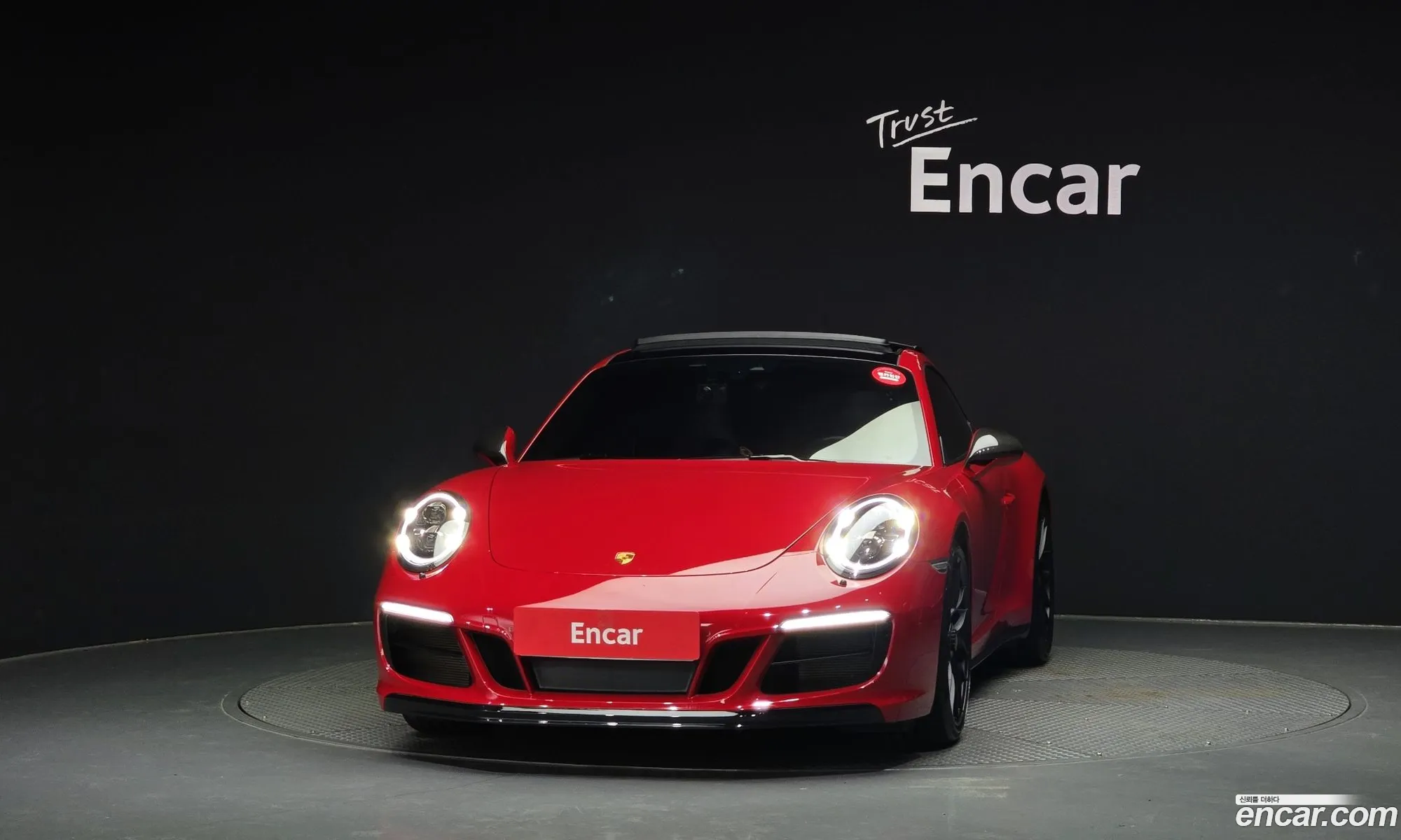 Porsche 911 Carrera 4 Gts 991 - фотография 8040346