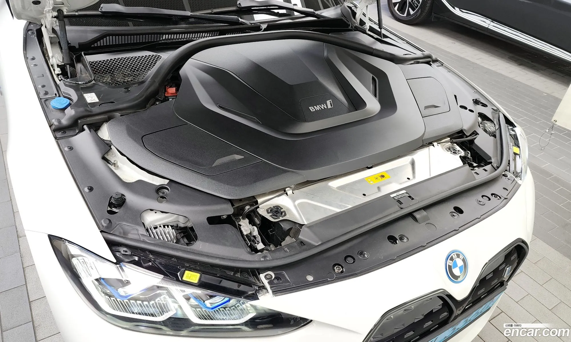 BMW I4 Edrive40 M Sports Pro - фотография 1085107