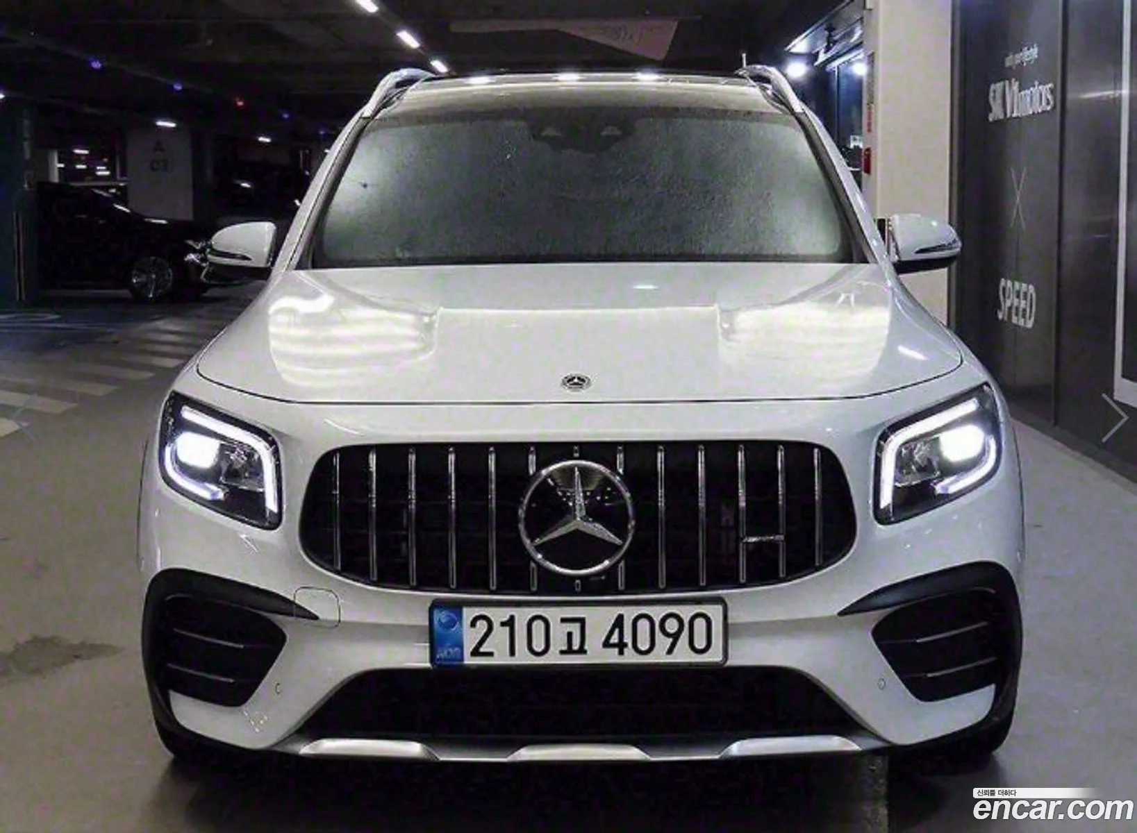 Mercedes Glb-Class X247 Amg Glb35 4Matic - фотография 13959324