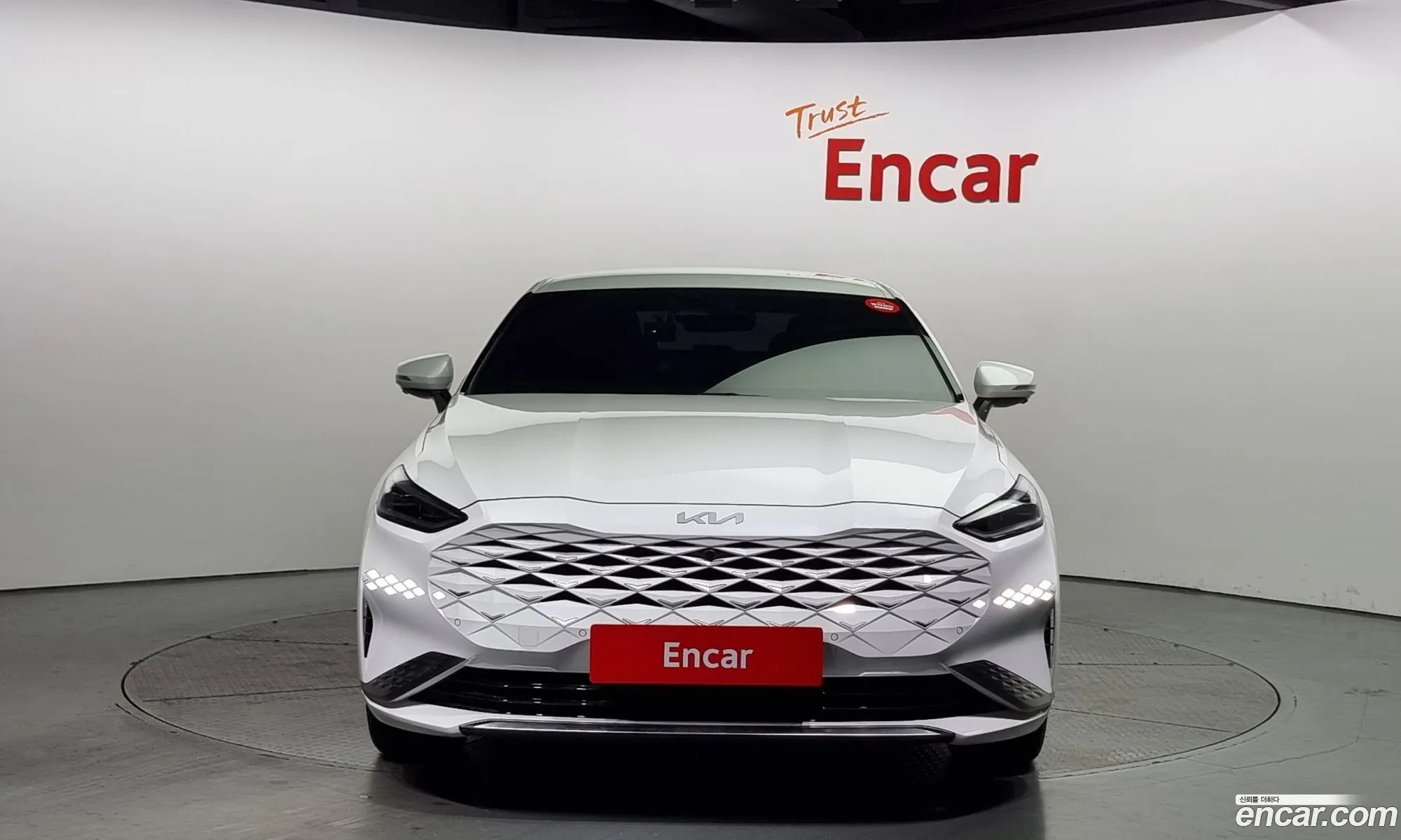 Kia K8 Hybrid Signature - фотография 13922267