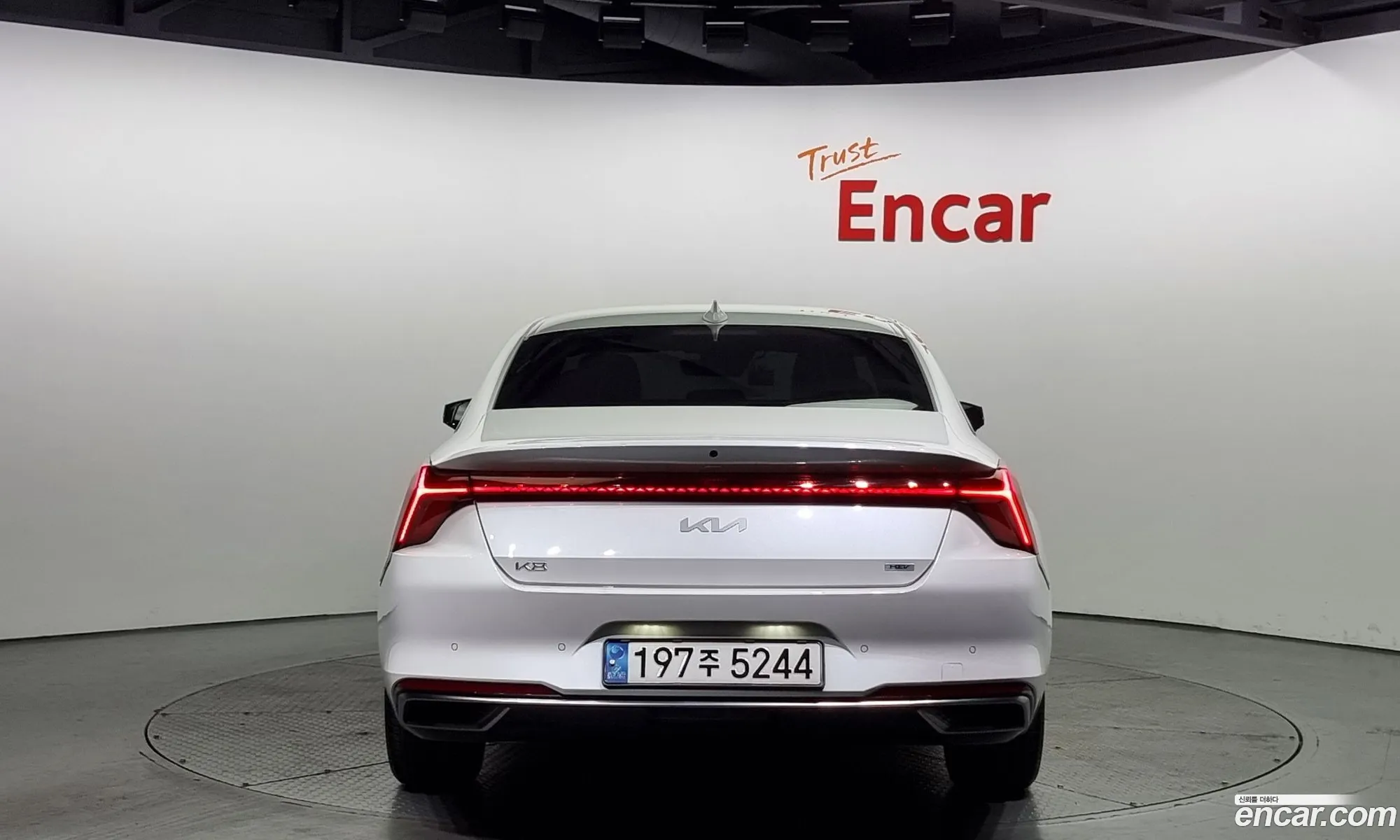 Kia K8 Hybrid Signature - фотография 13922268