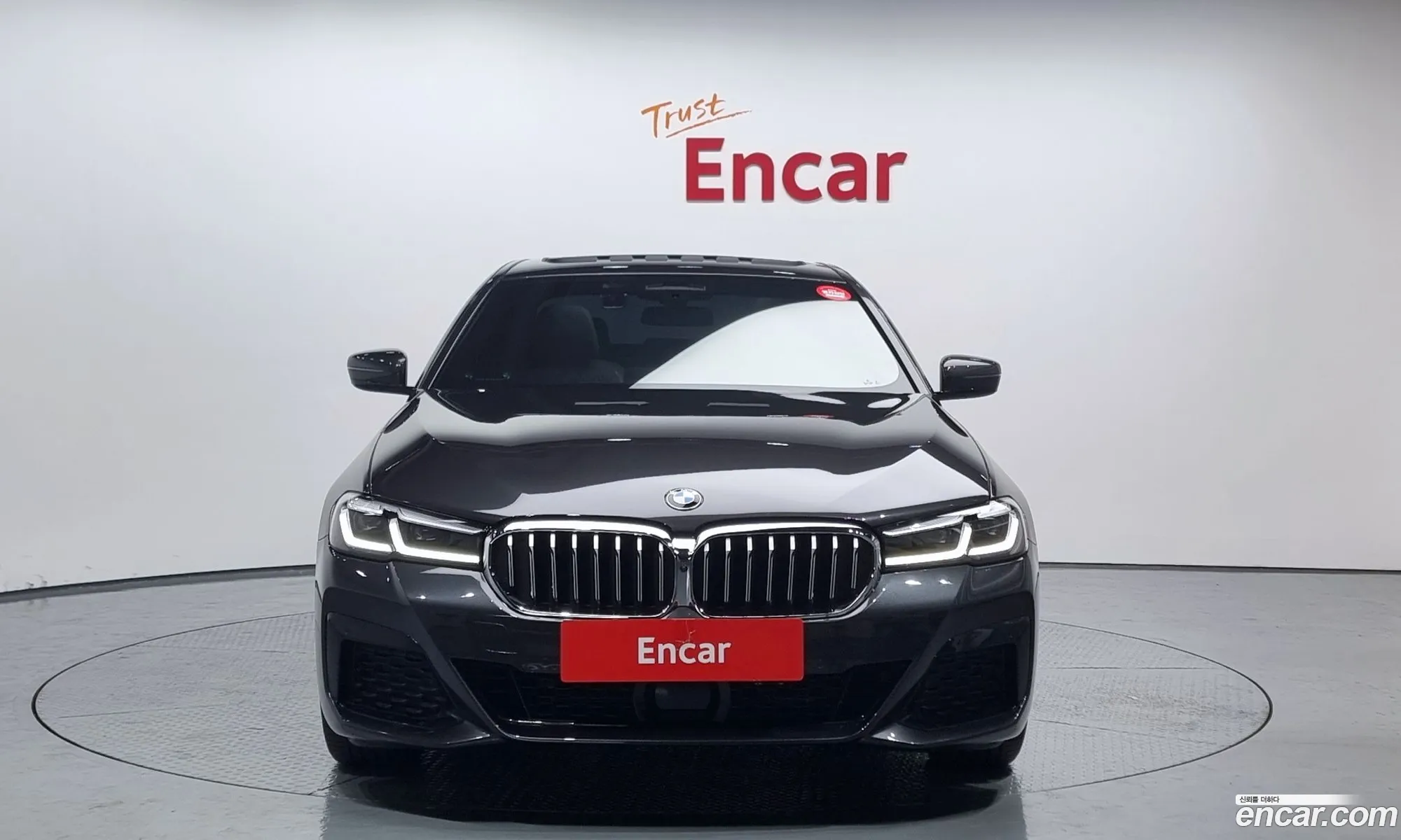 BMW 5 Series G30 530I xDrive M Sports - фотография 1085039