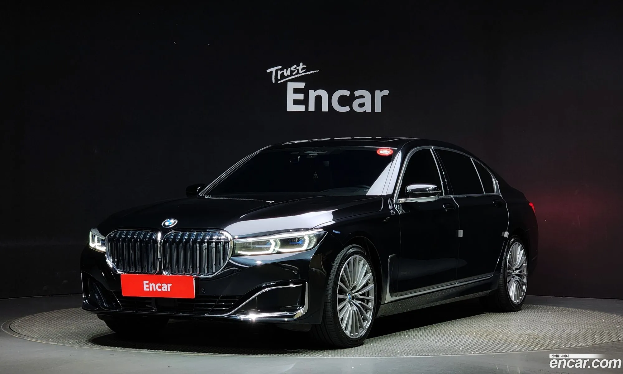 BMW 7 Series G11 730Ld xDrive Design Pure Excellence - фотография 1072919