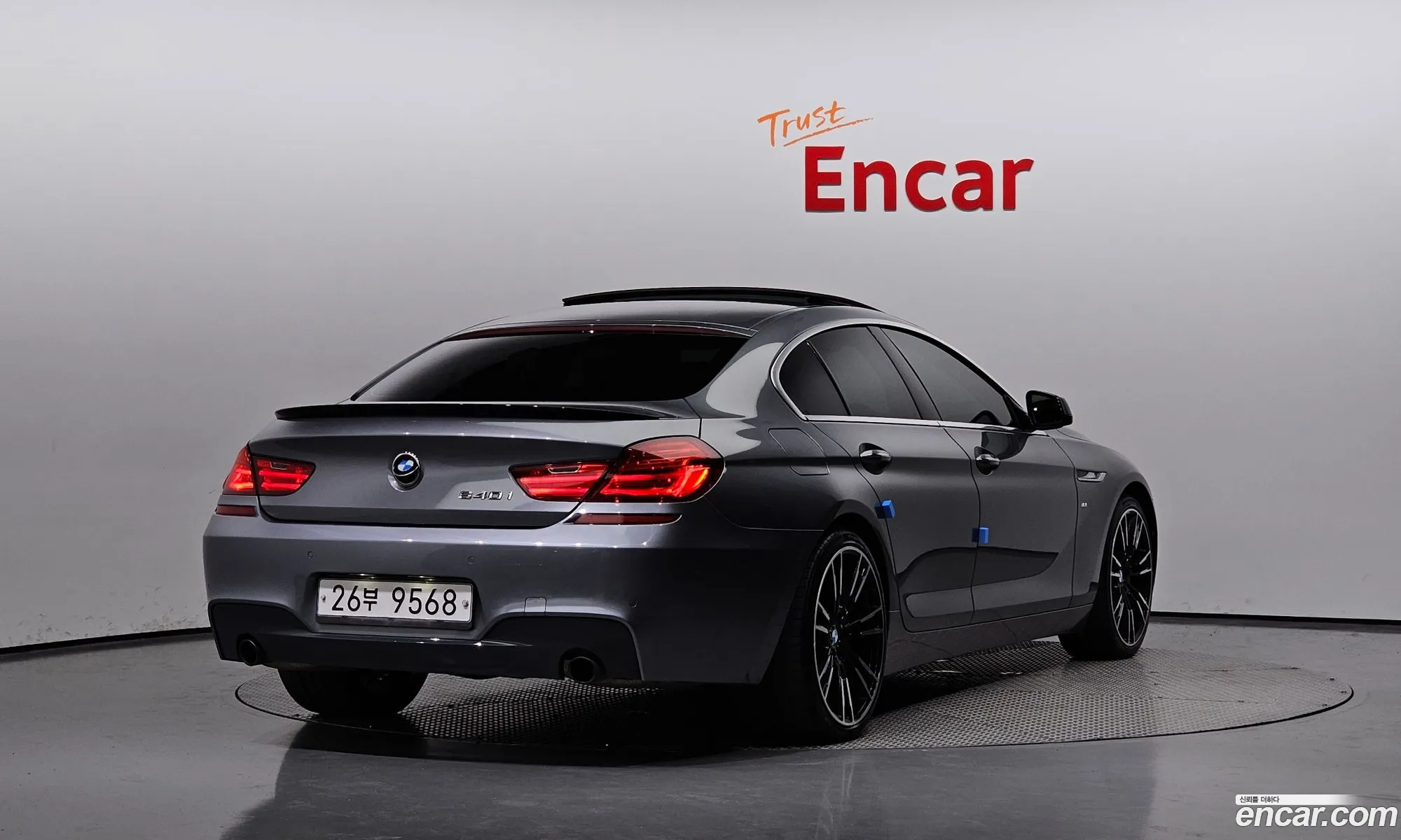 BMW 6 Series F12 640I Gran Coupe - фотография 1072908