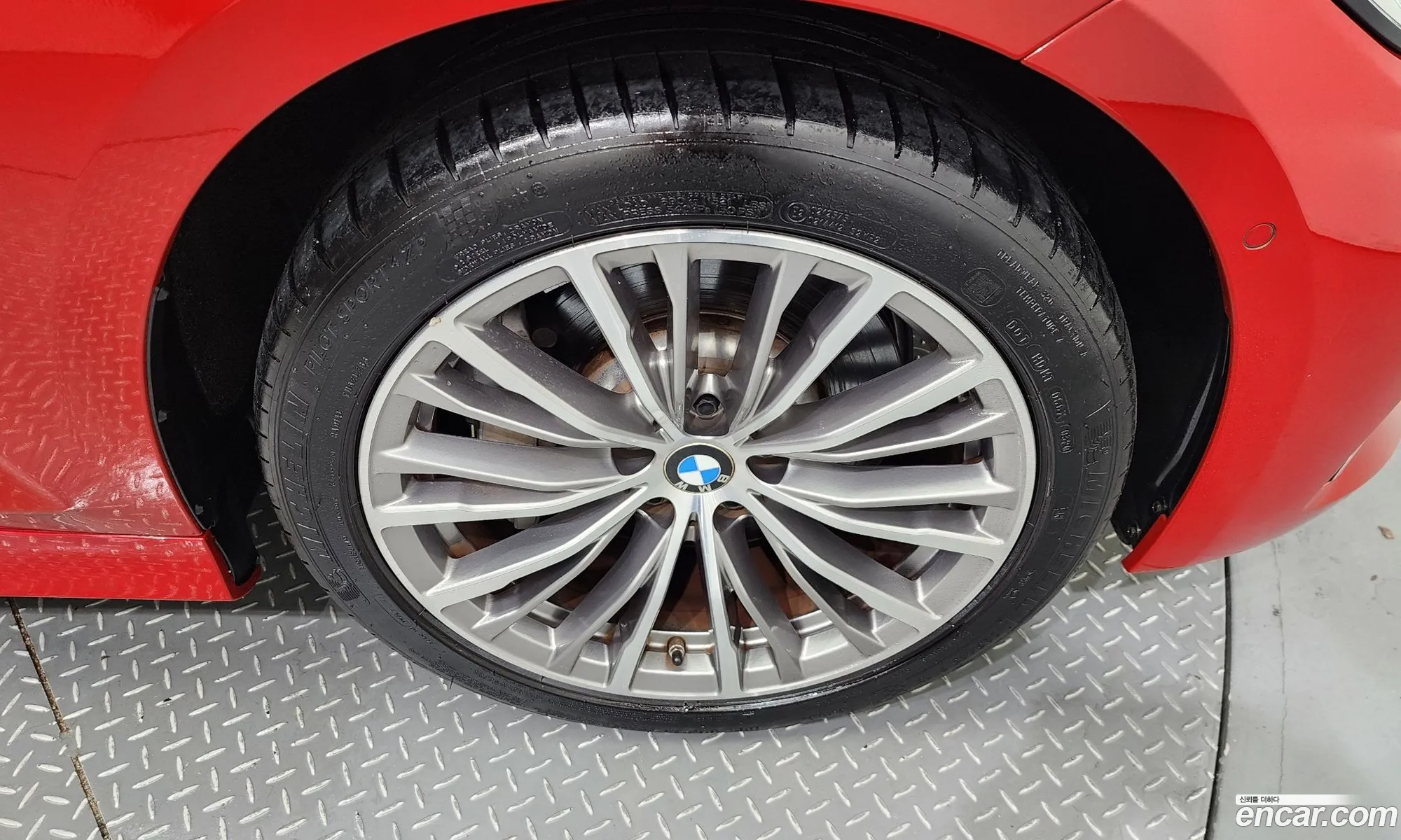 BMW 3 Series G20 330E Luxury - фотография 1072899