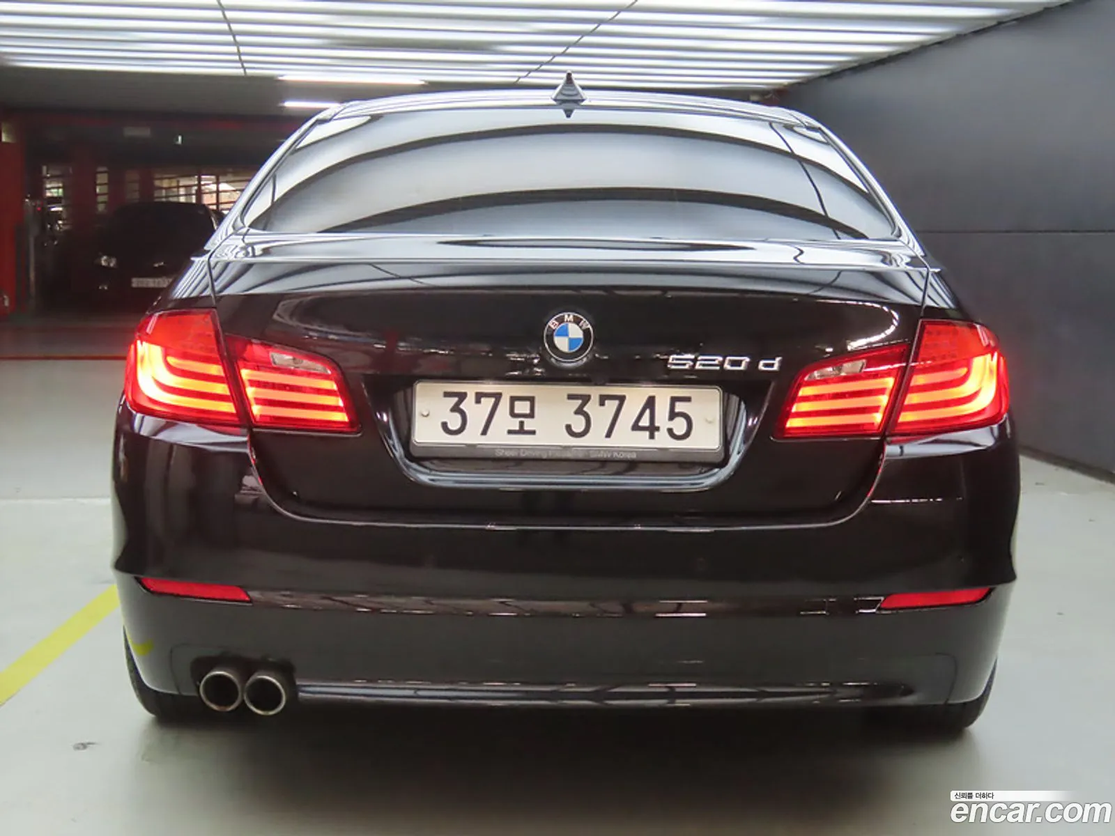 BMW 5 Series F10 520D - фотография 1072886