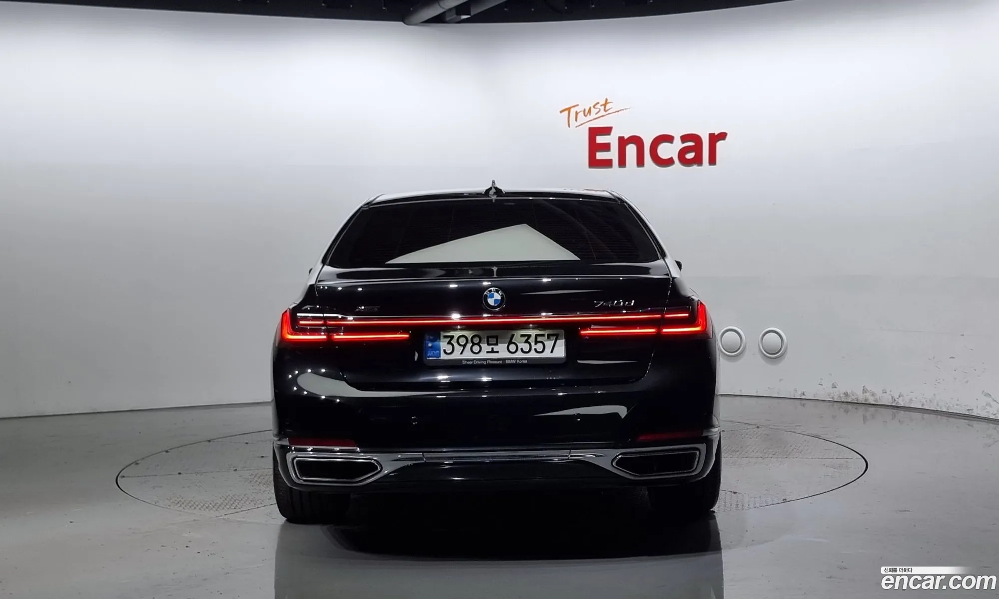 BMW 7 Series G11 740D xDrive Design Pure Excellence - фотография 13481190