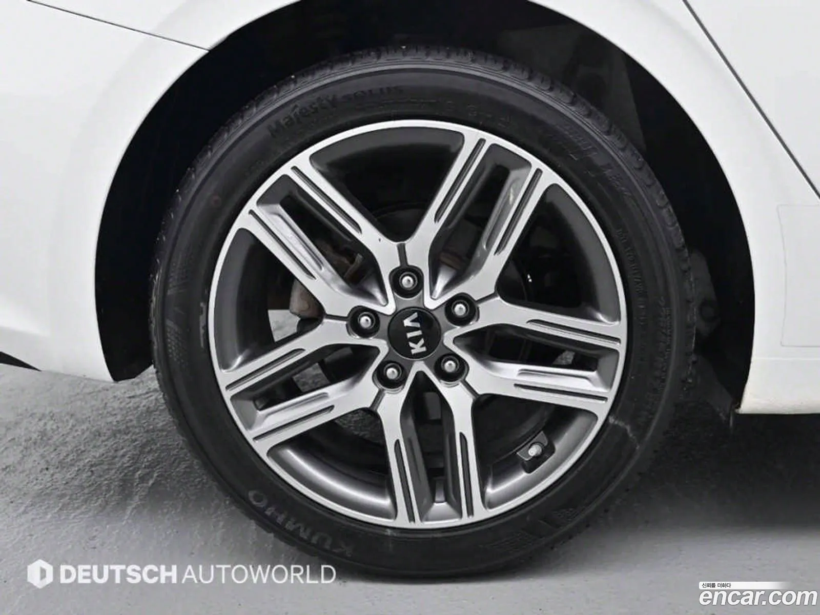 Kia All New K3 Prestige - фотография 13958112