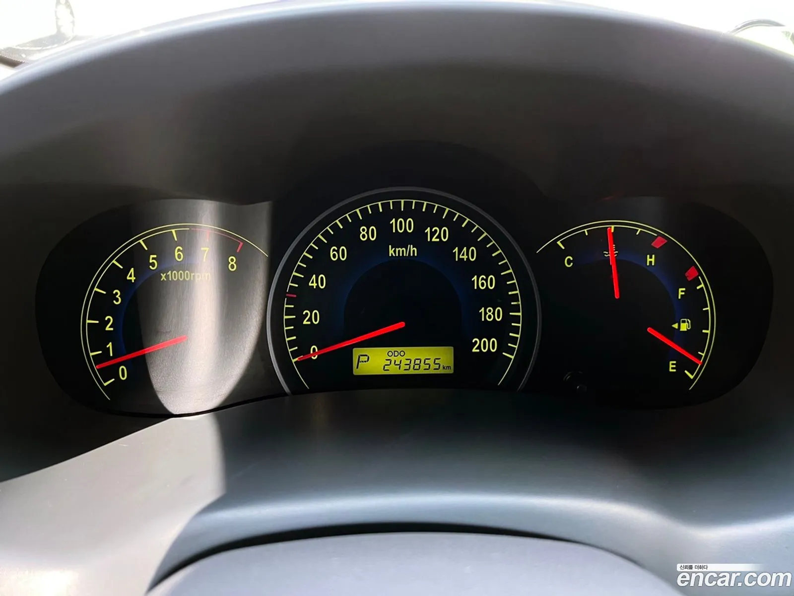 Kia Grand Carnival Lpi Glx Basic Model - фотография 12521412