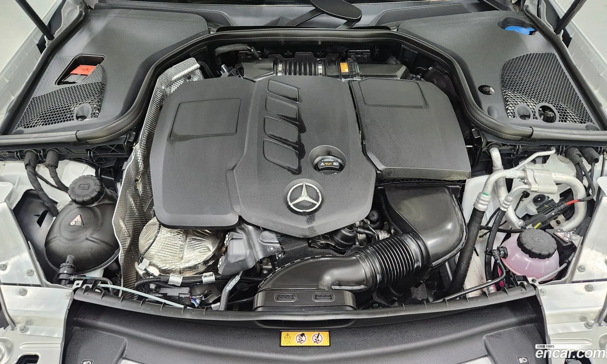 Benz E-Class W213 E220D 4Matic Exclusive - фотография 14034808